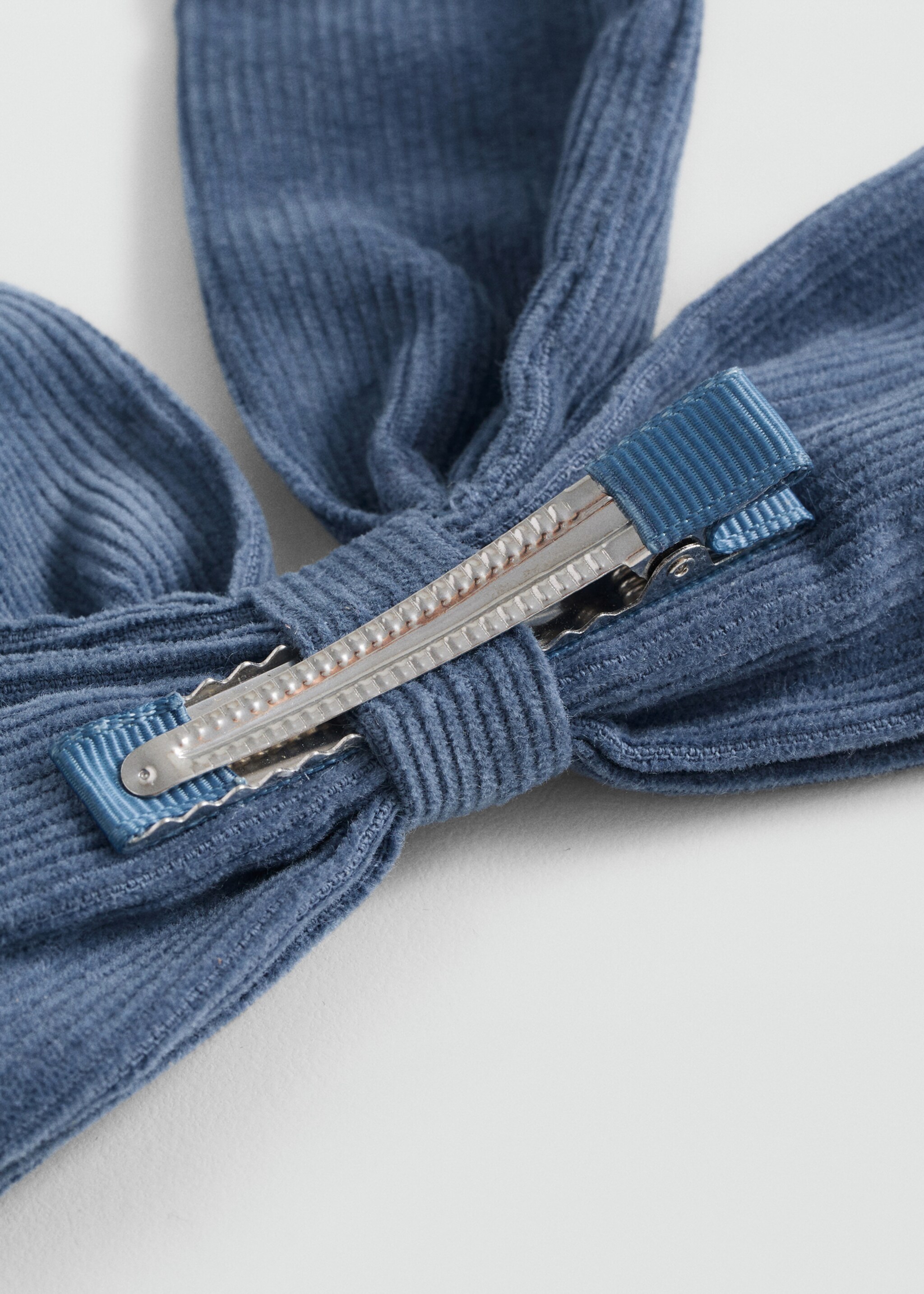 Bow hairclip - Medium plane