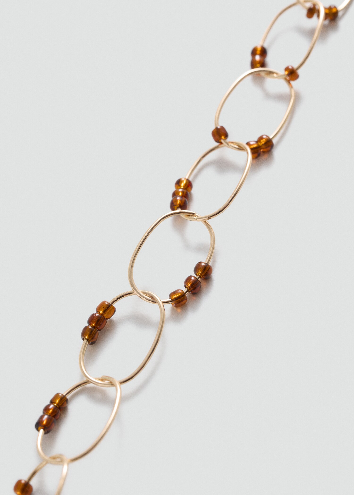 Choker-Halskette mit verschlungenen Ringen - Mittlere Ansicht