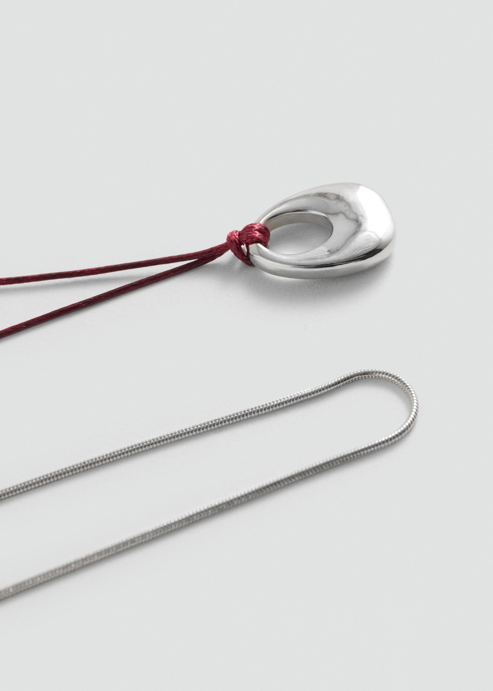 Combined necklace pack - Medium plane, Red. Ref: 77004064-00.