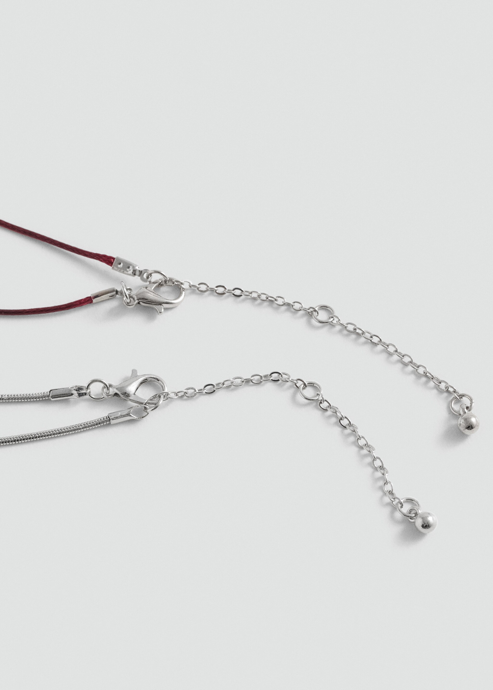 Combined necklace pack - Details of the article 1, Red. Ref: 77004064-00.