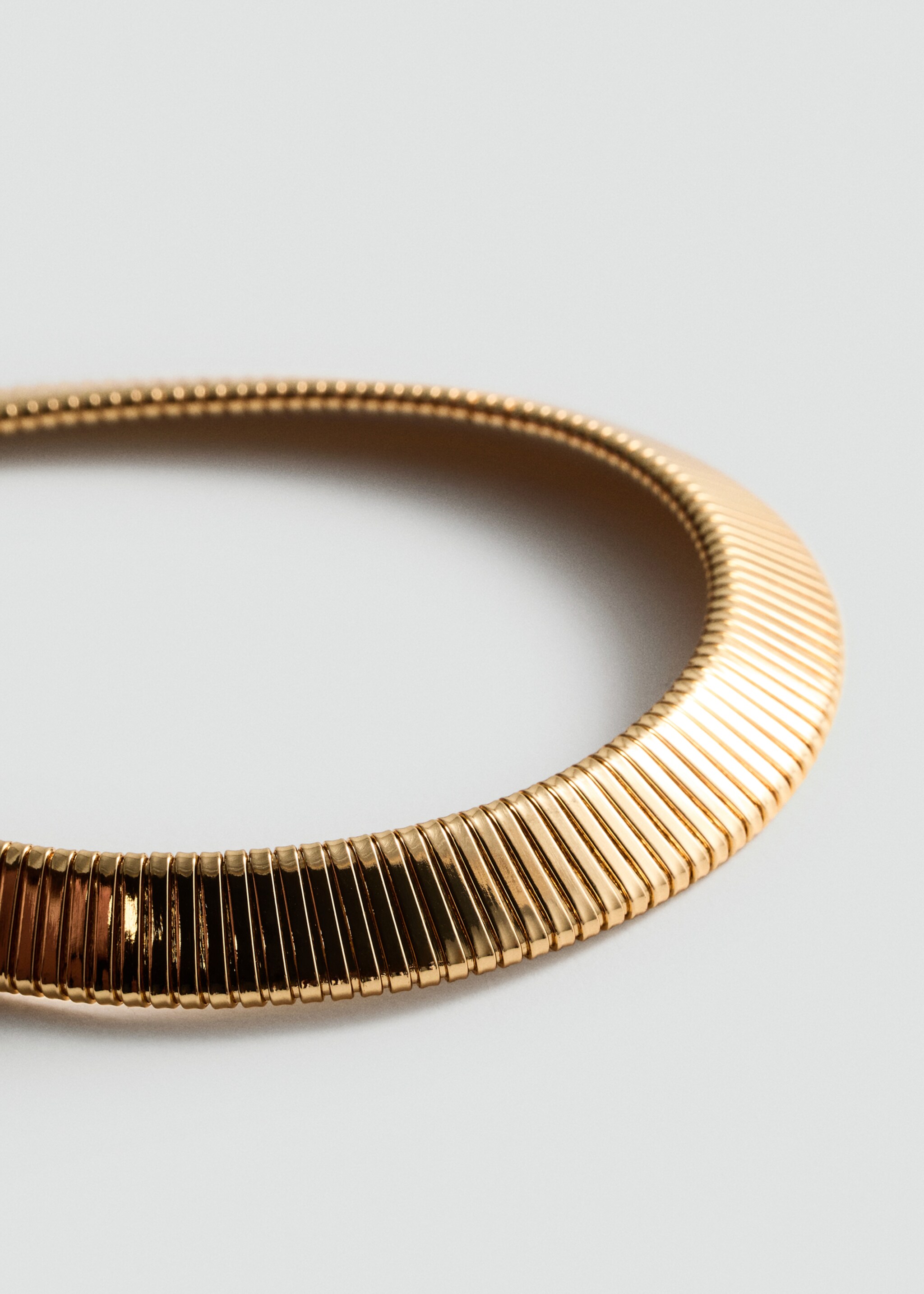 Rigid necklace - Details of the article 1, Gold. Ref: 77004074-00.