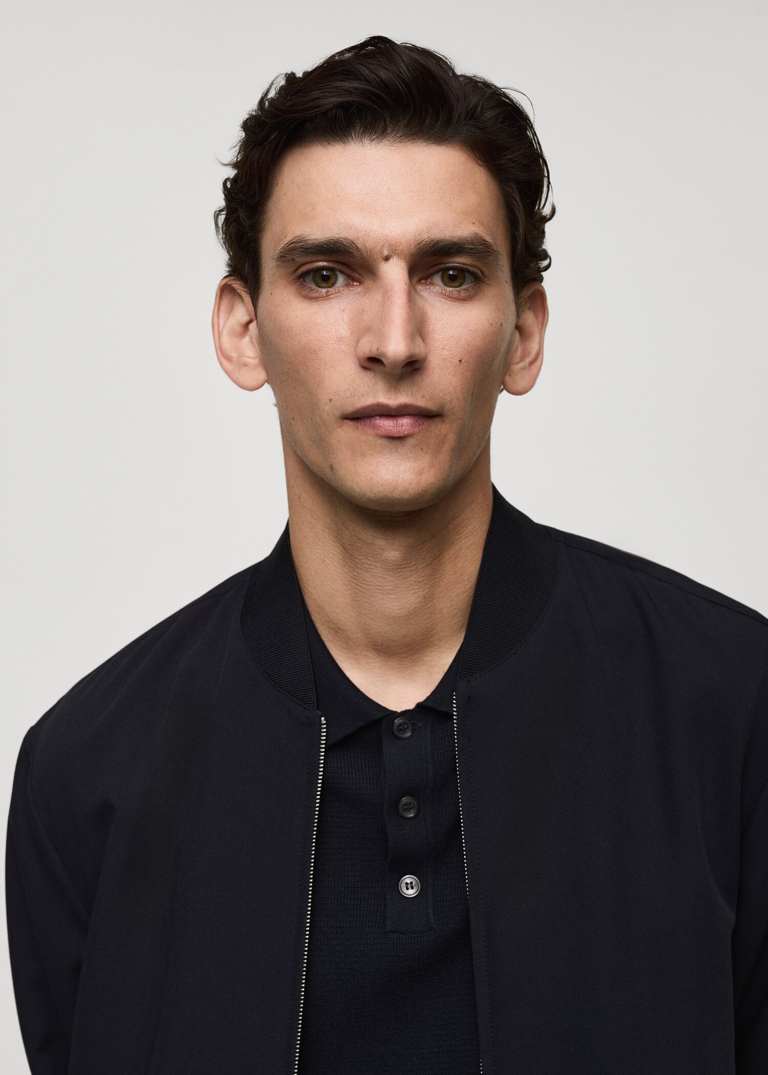 Chaqueta bomber tejido comfort stretch - Detalle del artículo 1