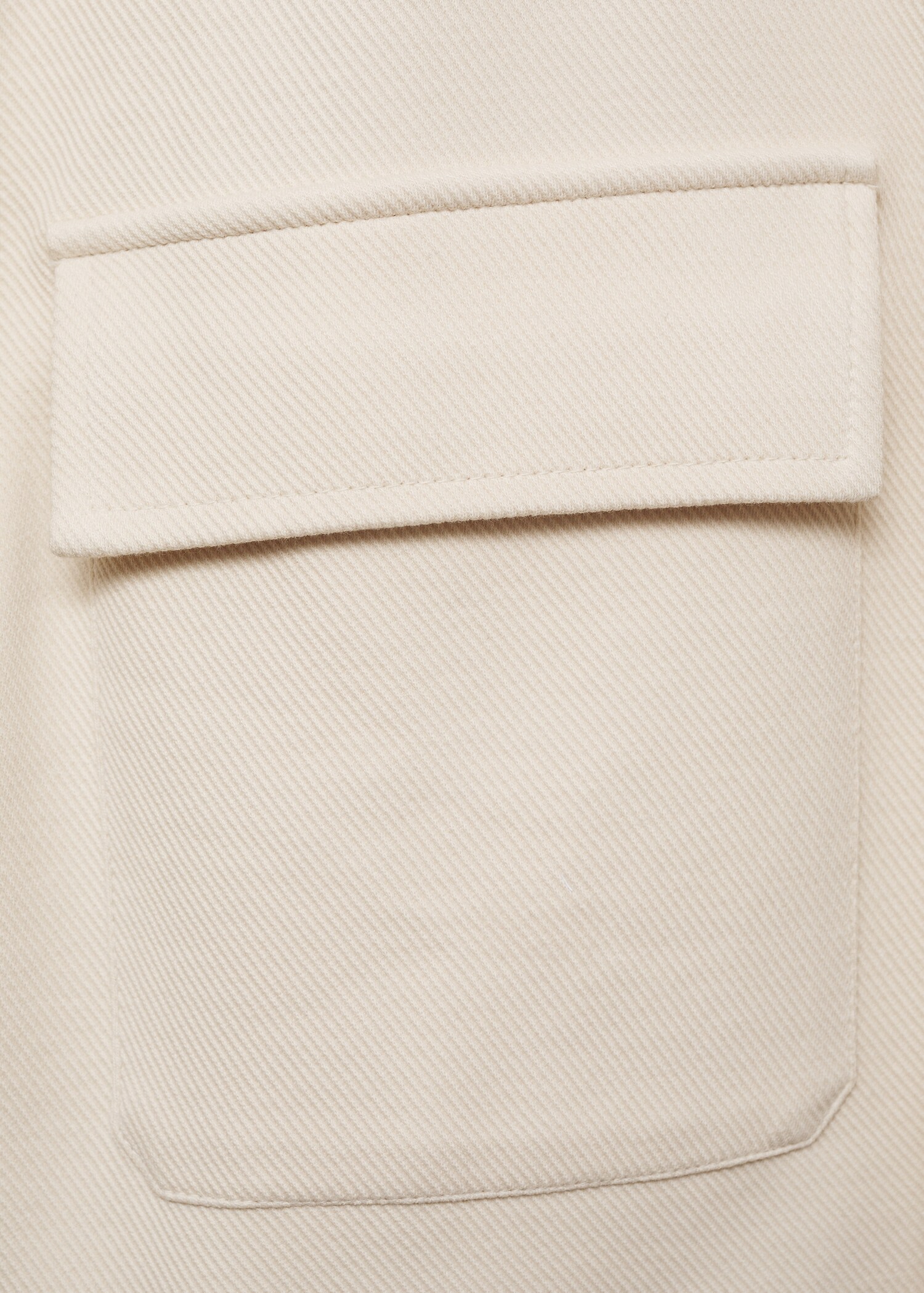 Overshirt aus Baumwoll-Twill mit Taschen - Detail des Artikels 0