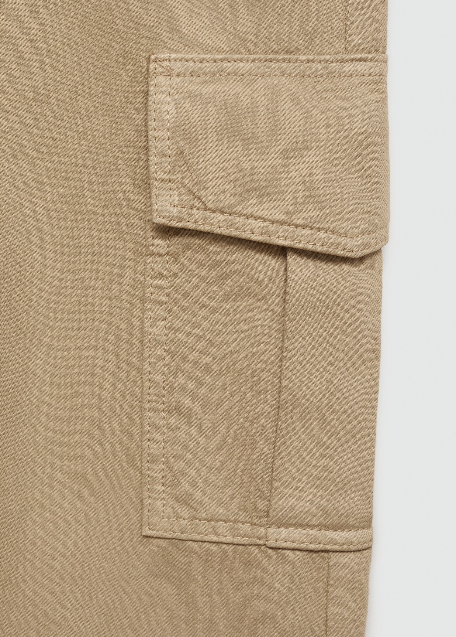 Straight-fit cargo jeans - Details of the article 0