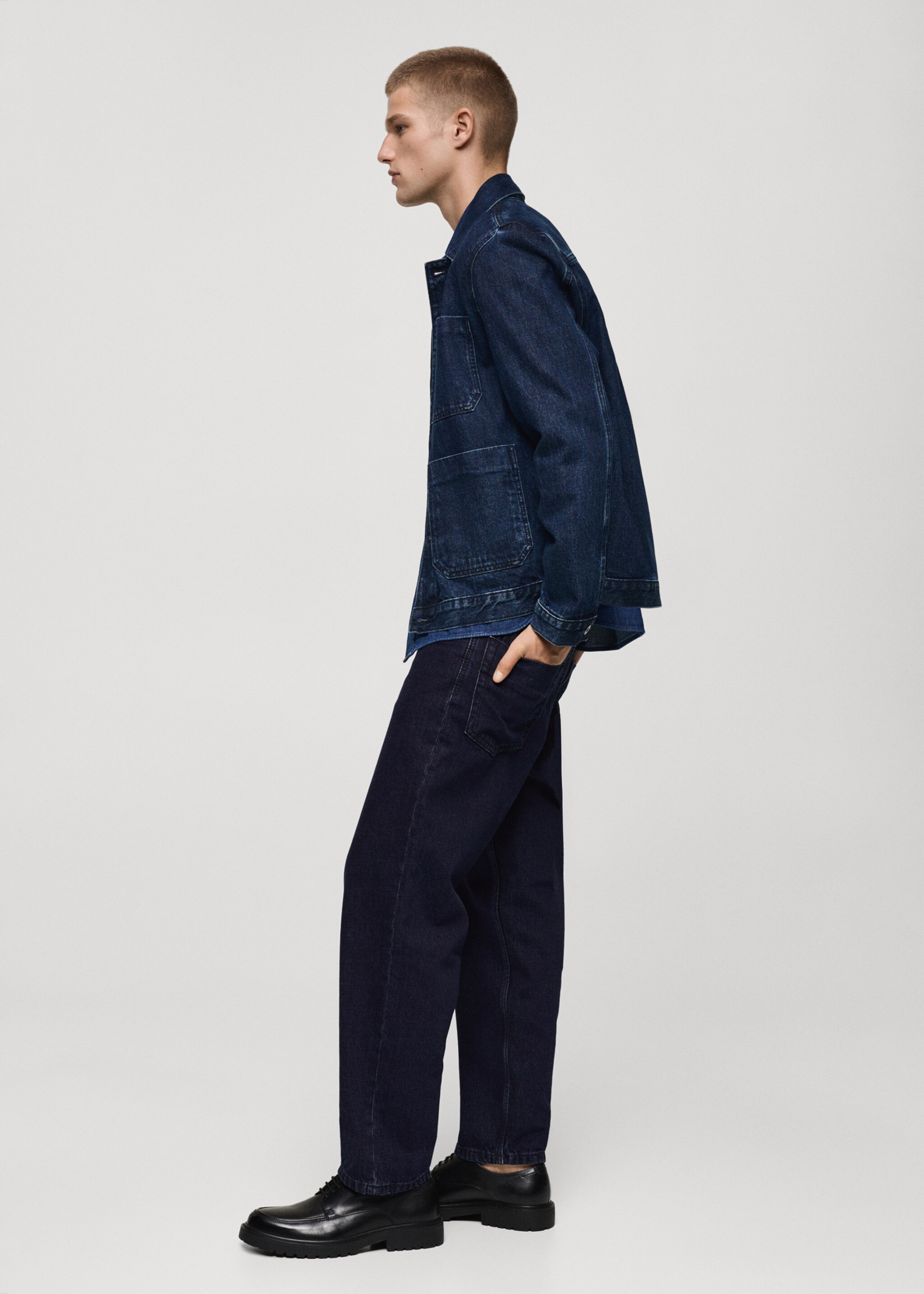 Relaxed Fit-Jeans mit dunkler Waschung - Detail des Artikels 2