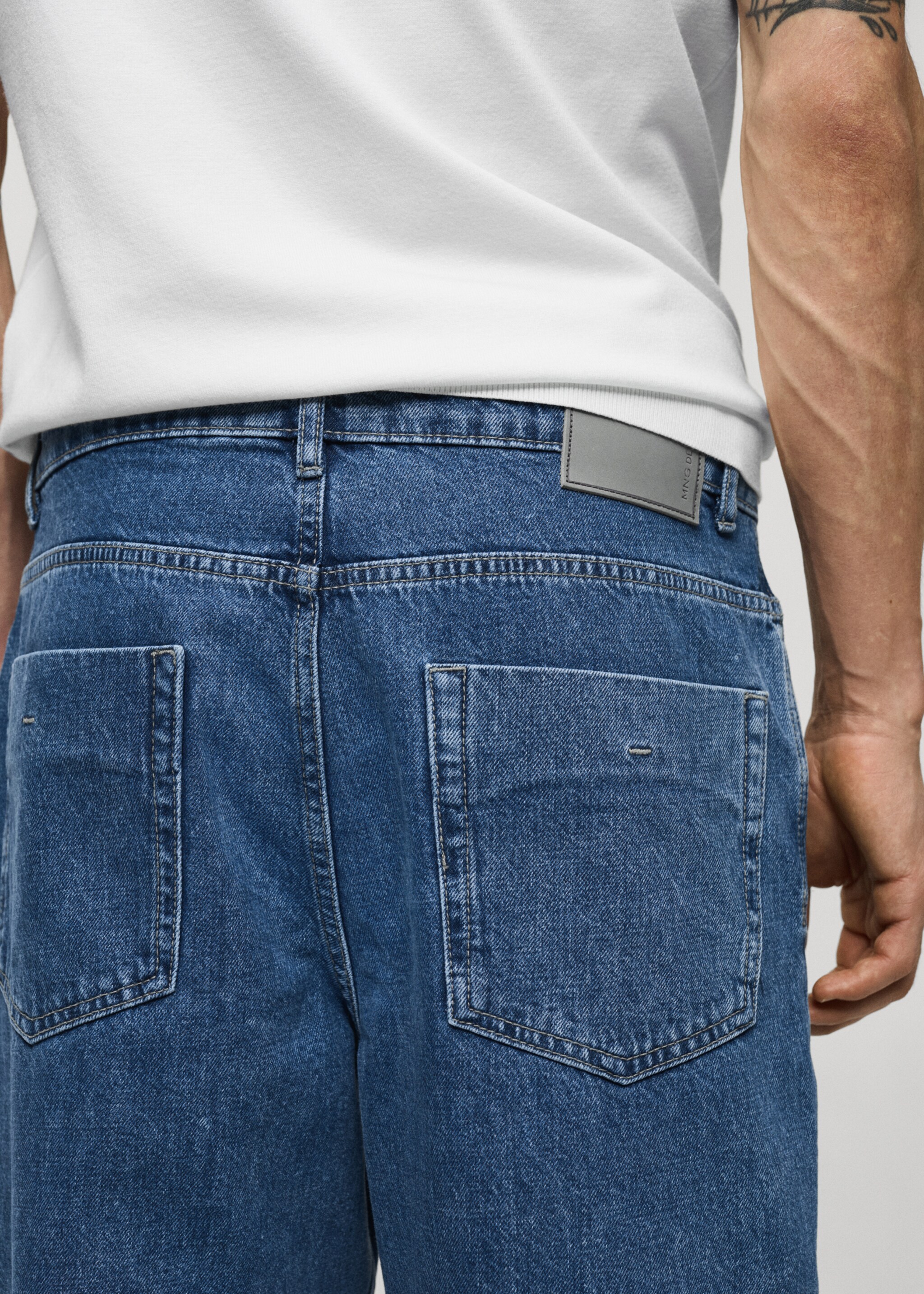 Krótkie jeansy relaxed fit - Szczegóły artykułu 6