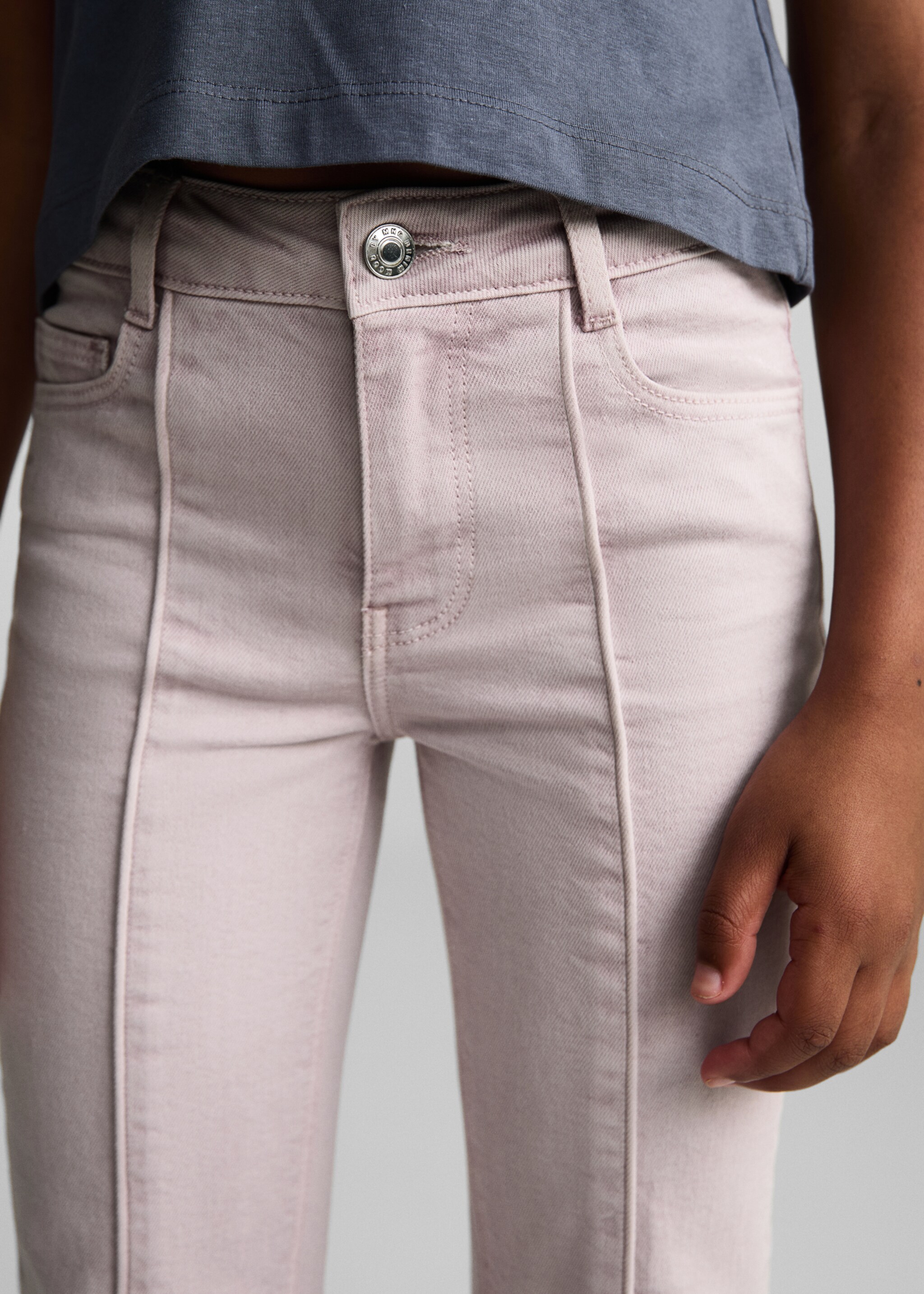 Decorative seam flared jeans - Details of the article 1