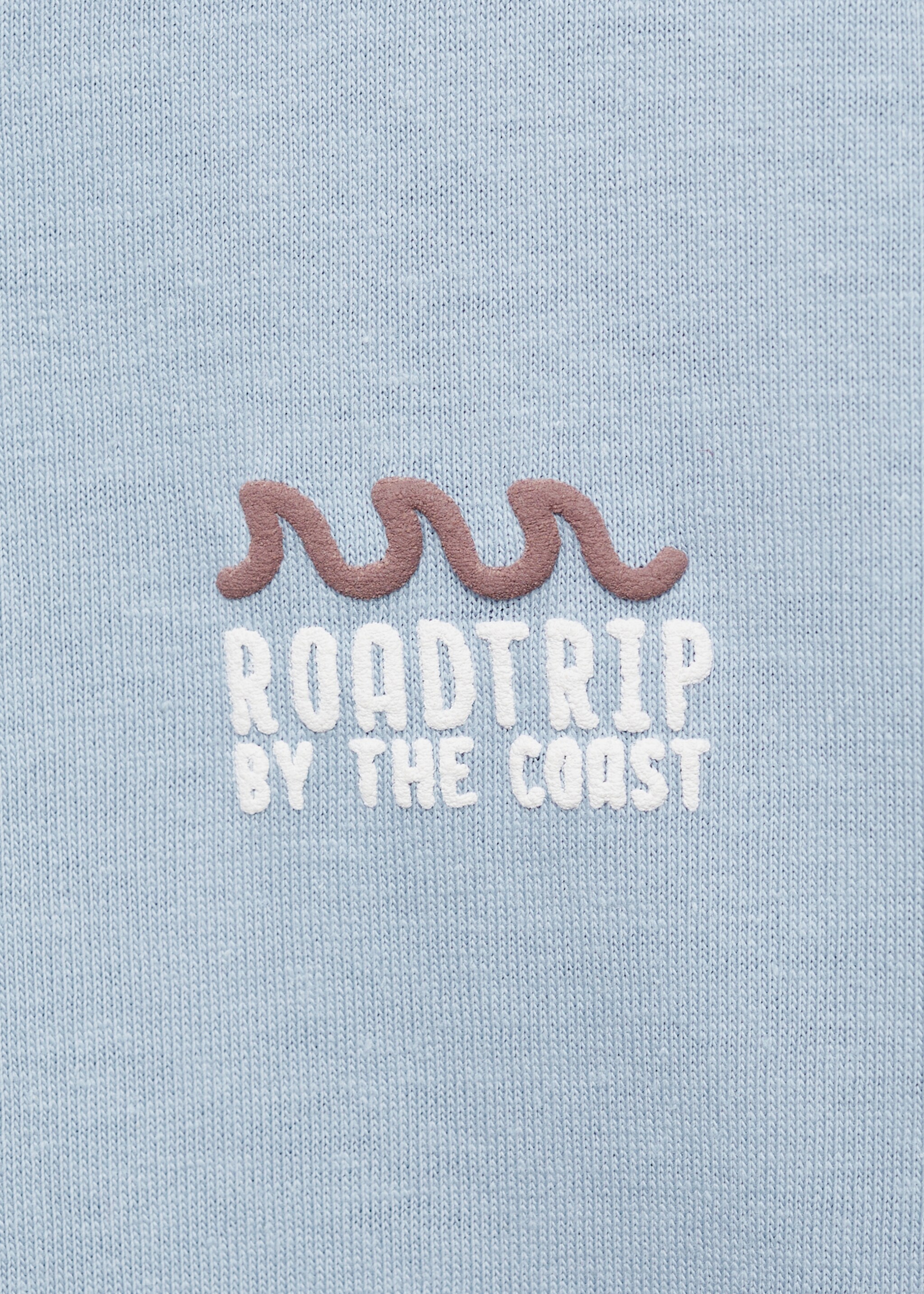 Long-sleeved t-shirt with embossed print - Details of the article 8, Sky Blue. Ref: 77004786-00.