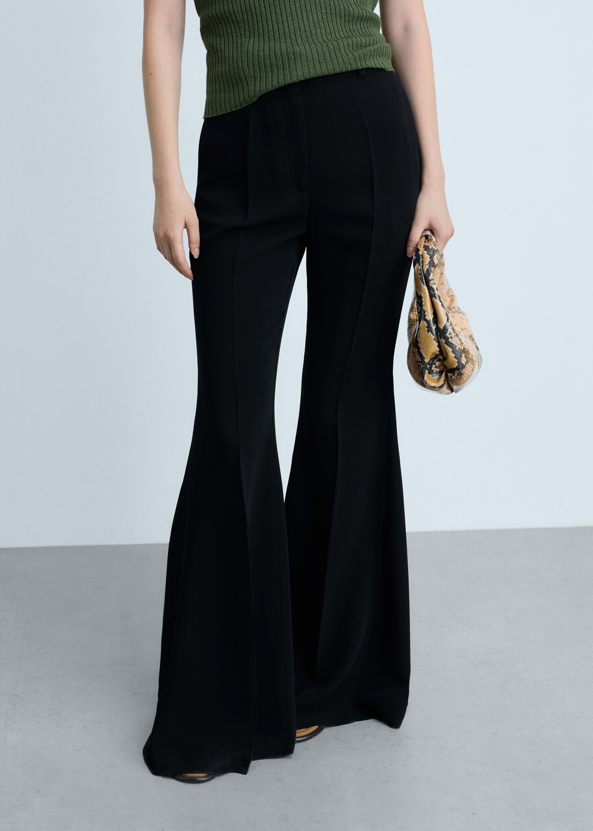 Pantalon maxi flare - Plan moyen, Noir. Ref: 77004798-00.