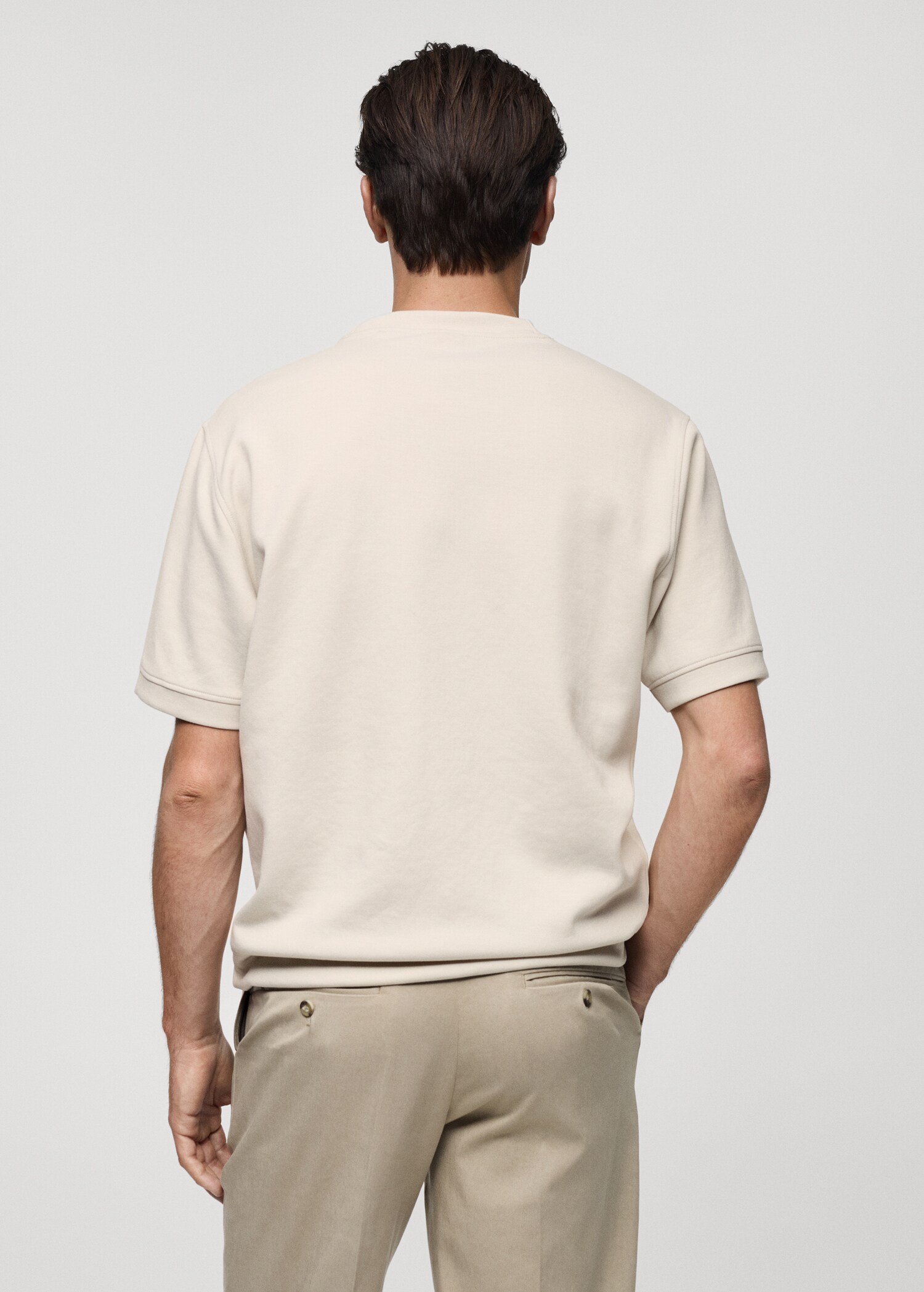 T-shirt com tecido de sweatshirt regular fit - Verso do artigo