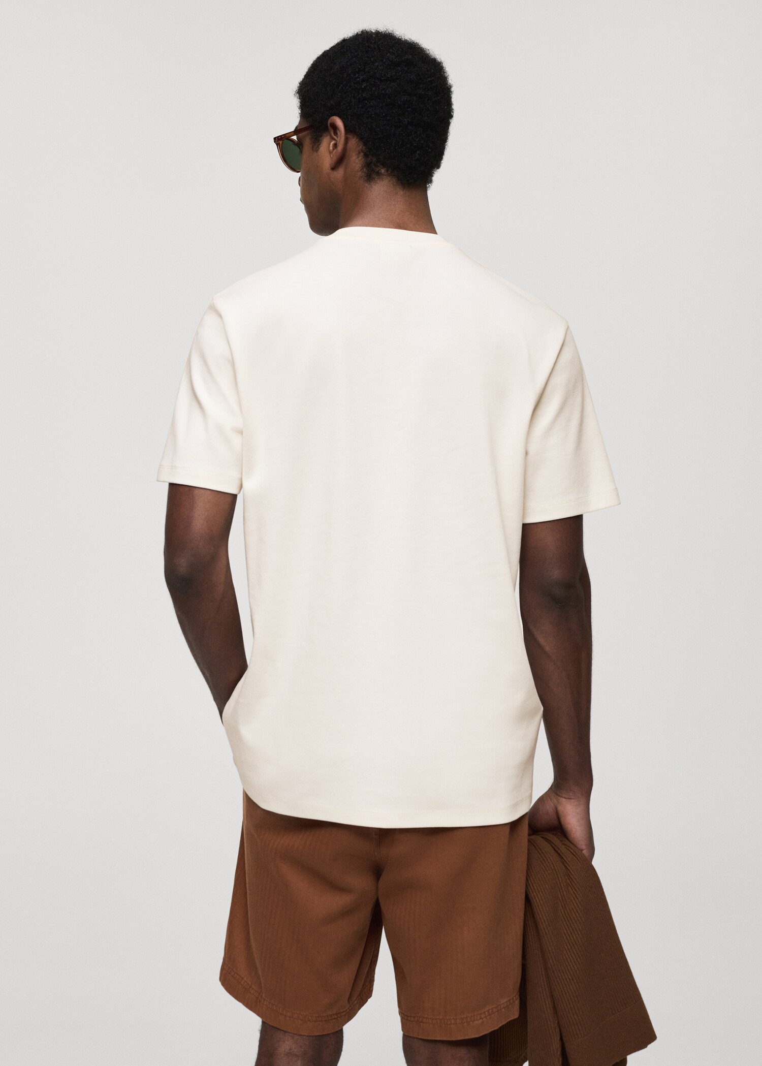 Regular-fit 100% cotton t-shirt - Reverse of the article