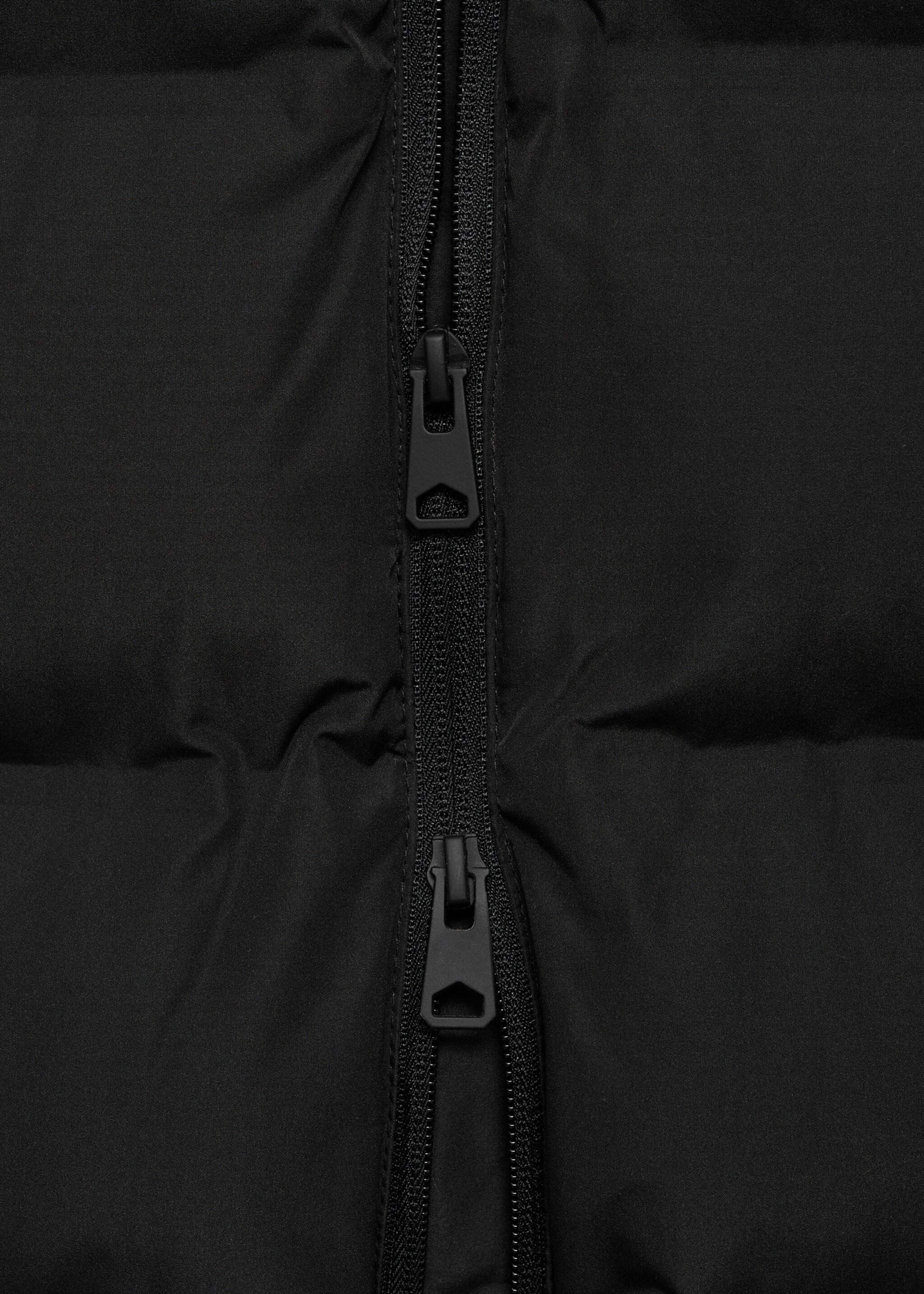 Quilted long coat - Details of the article 0, Black. Ref: 77005633-00.