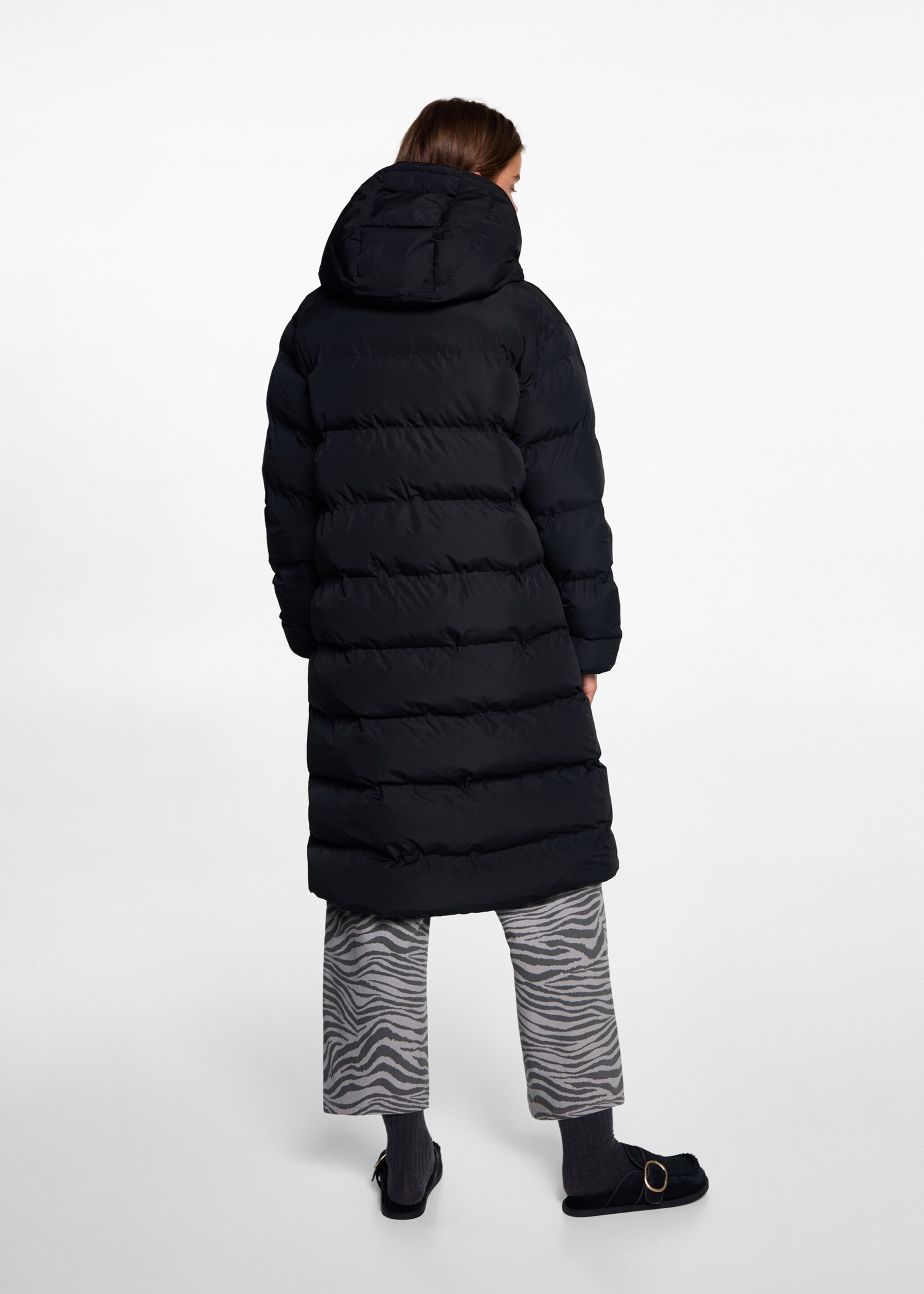 Quilted long coat - Reverse of the article, Black. Ref: 77005633-00.