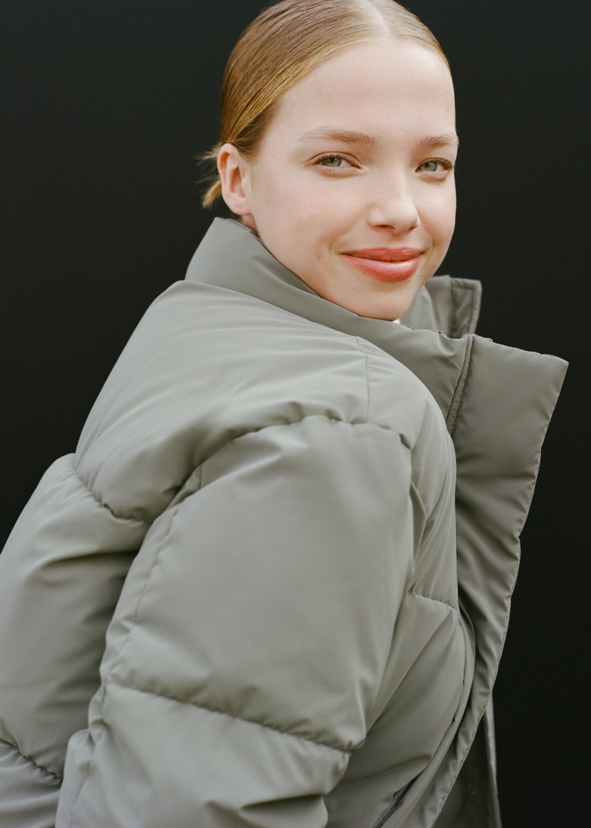 Quilted jacket - Details of the article 5, Forest Green. Ref: 77005635-00.