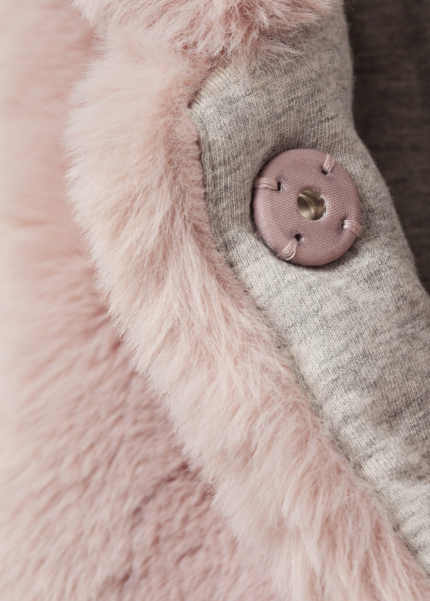 Coat with fur-effect hood - Details of the article 8