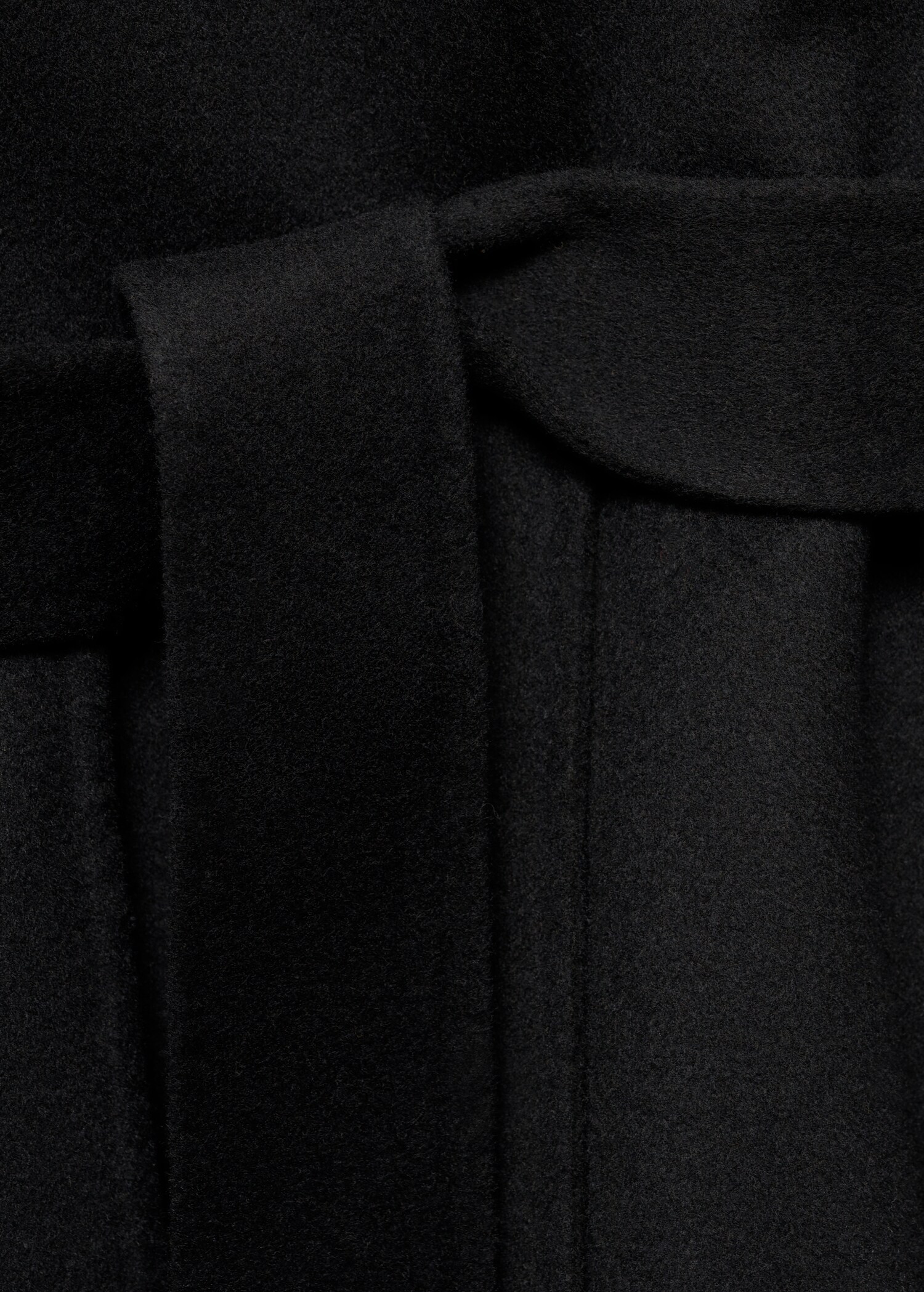 Manteau fait main avec ceinture - Détail de l'article 8