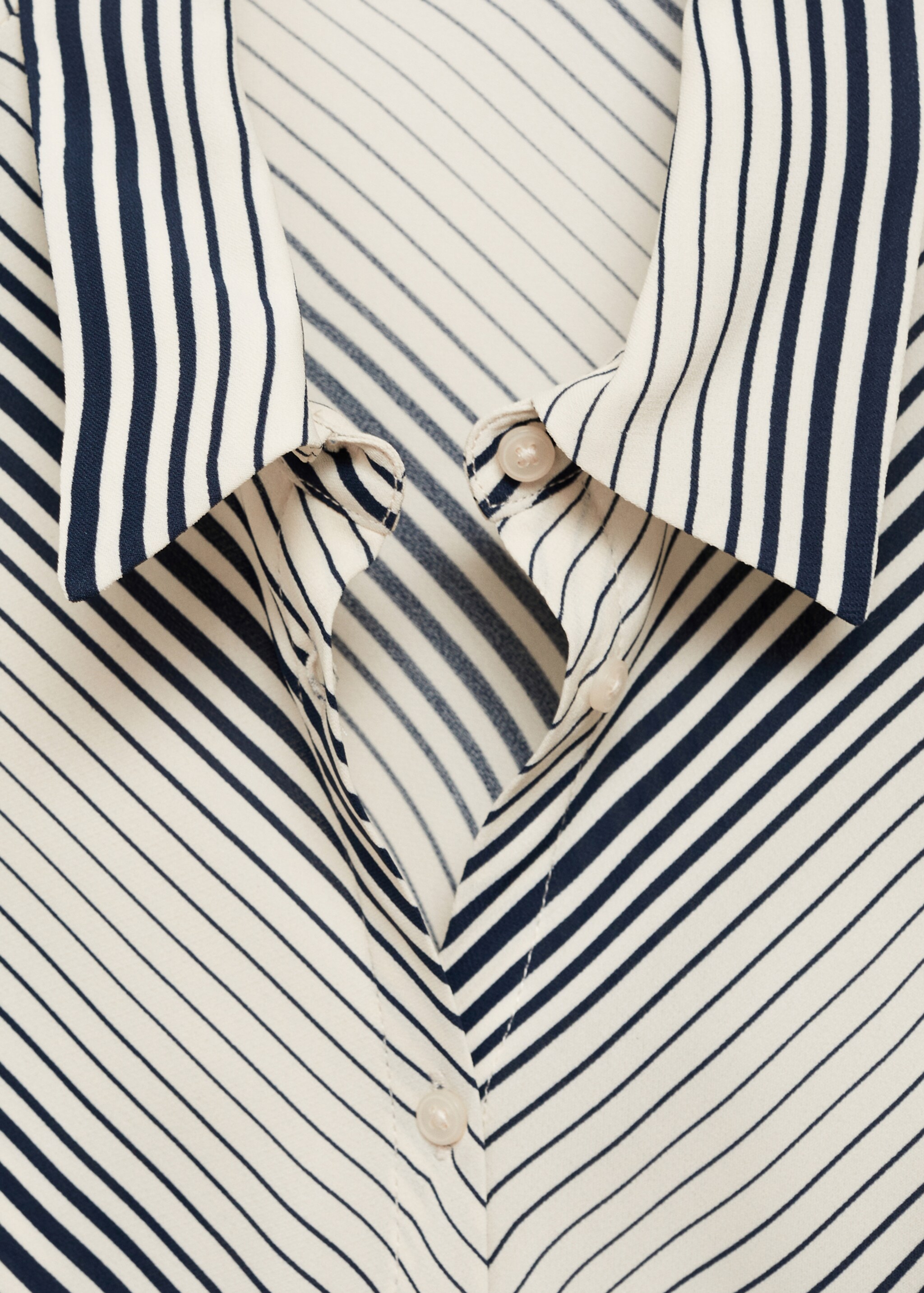 Striped shirt with flared sleeves - Details of the article 8, Off White. Ref: 77005653-00.