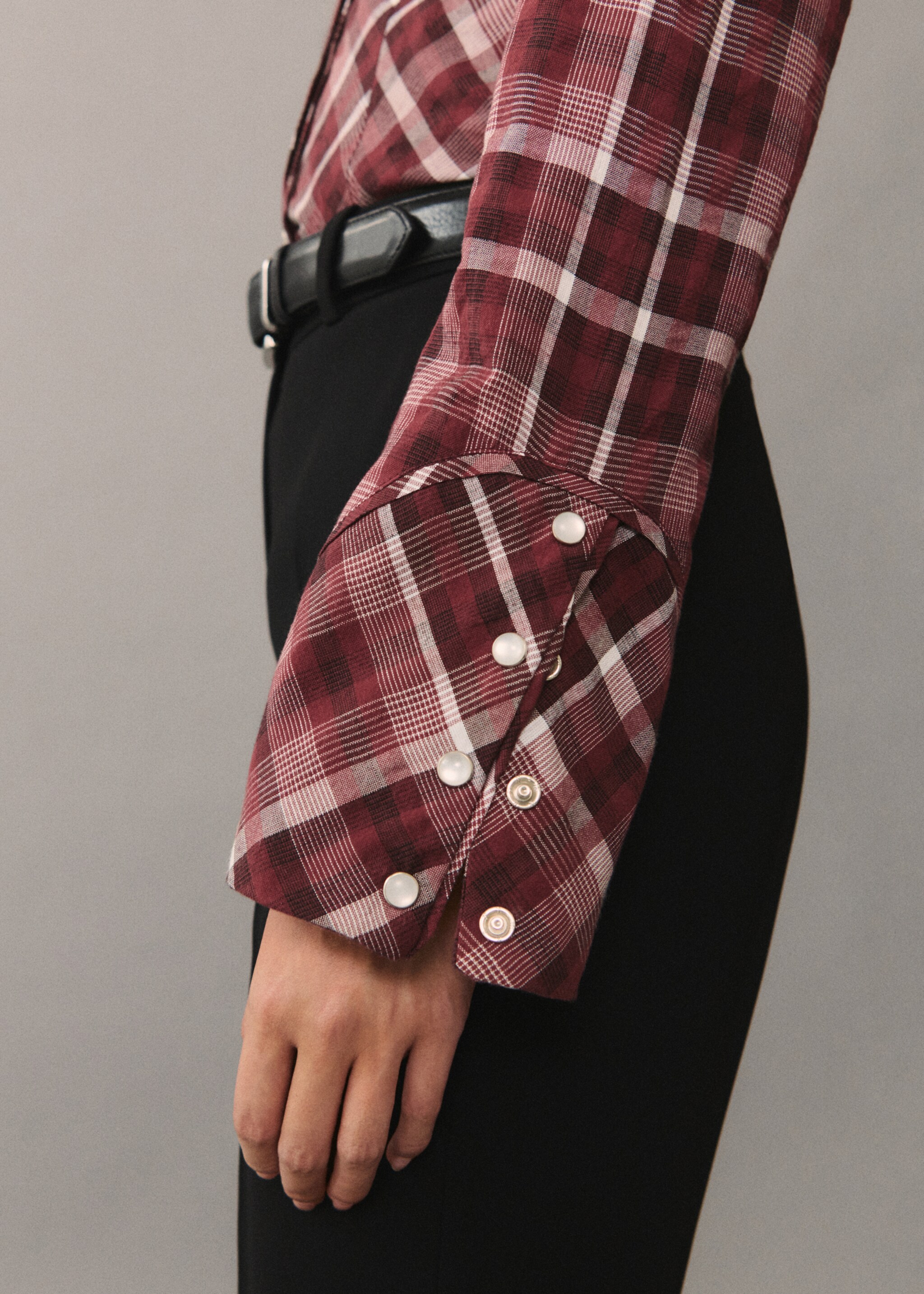 Check cotton shirt - Details of the article 6, Burgundy. Ref: 77005657-00.