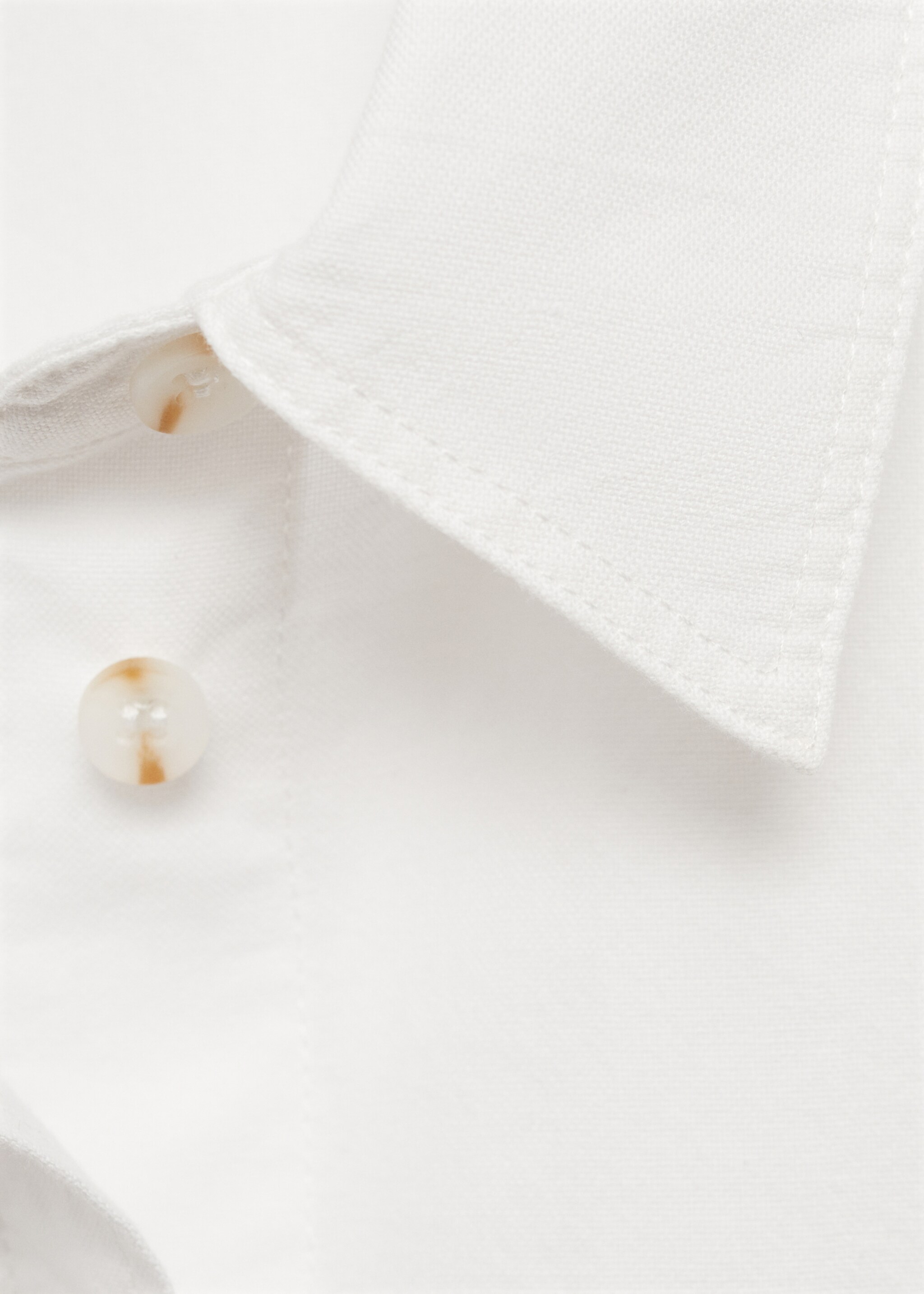 Long sleeved cotton shirt - Details of the article 8, Off White. Ref: 77005659-00.