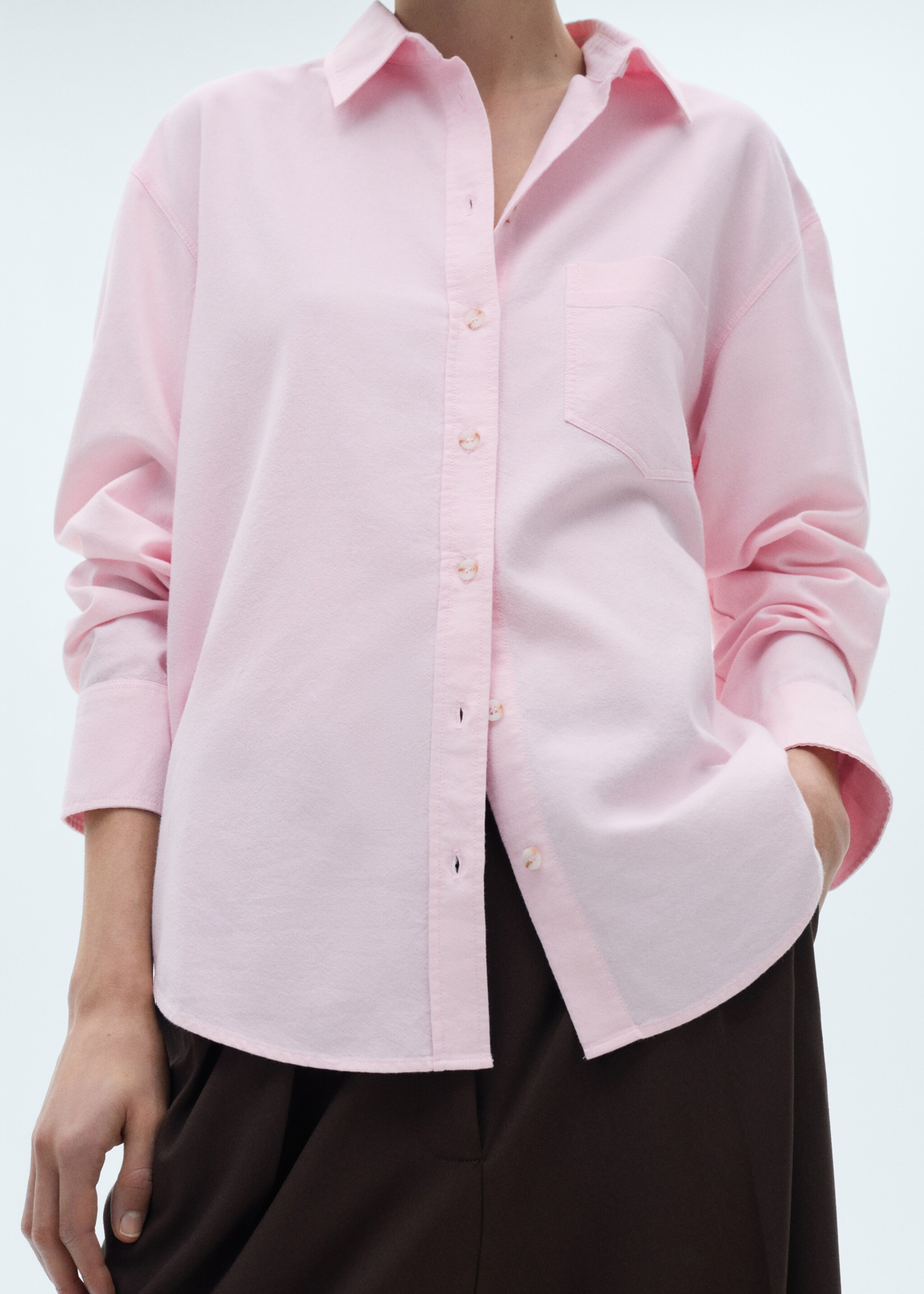 Long sleeved cotton shirt - Details of the article 6, Pale Pink. Ref: 77005659-00.