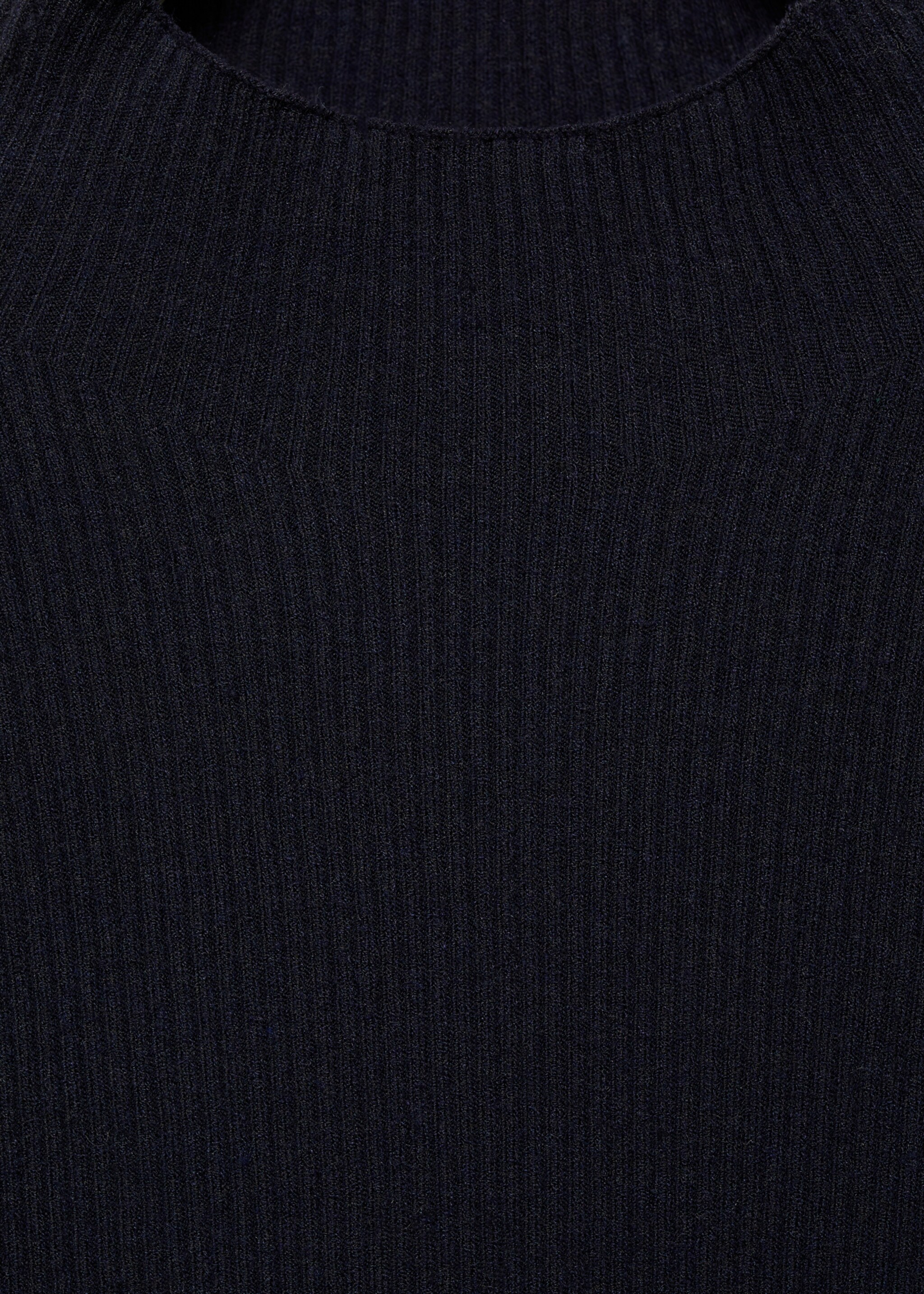 Pull-over côtelé col montant - Détail de l'article 8, Bleu marine foncé. Ref: 77005662-00.