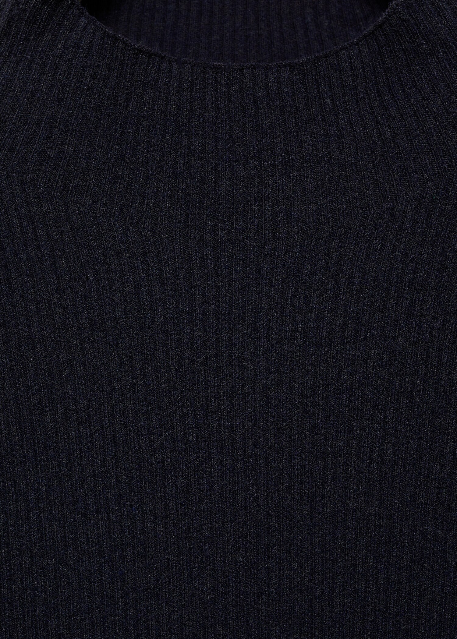 Pull-over côtelé col montant - Détail de l'article 8