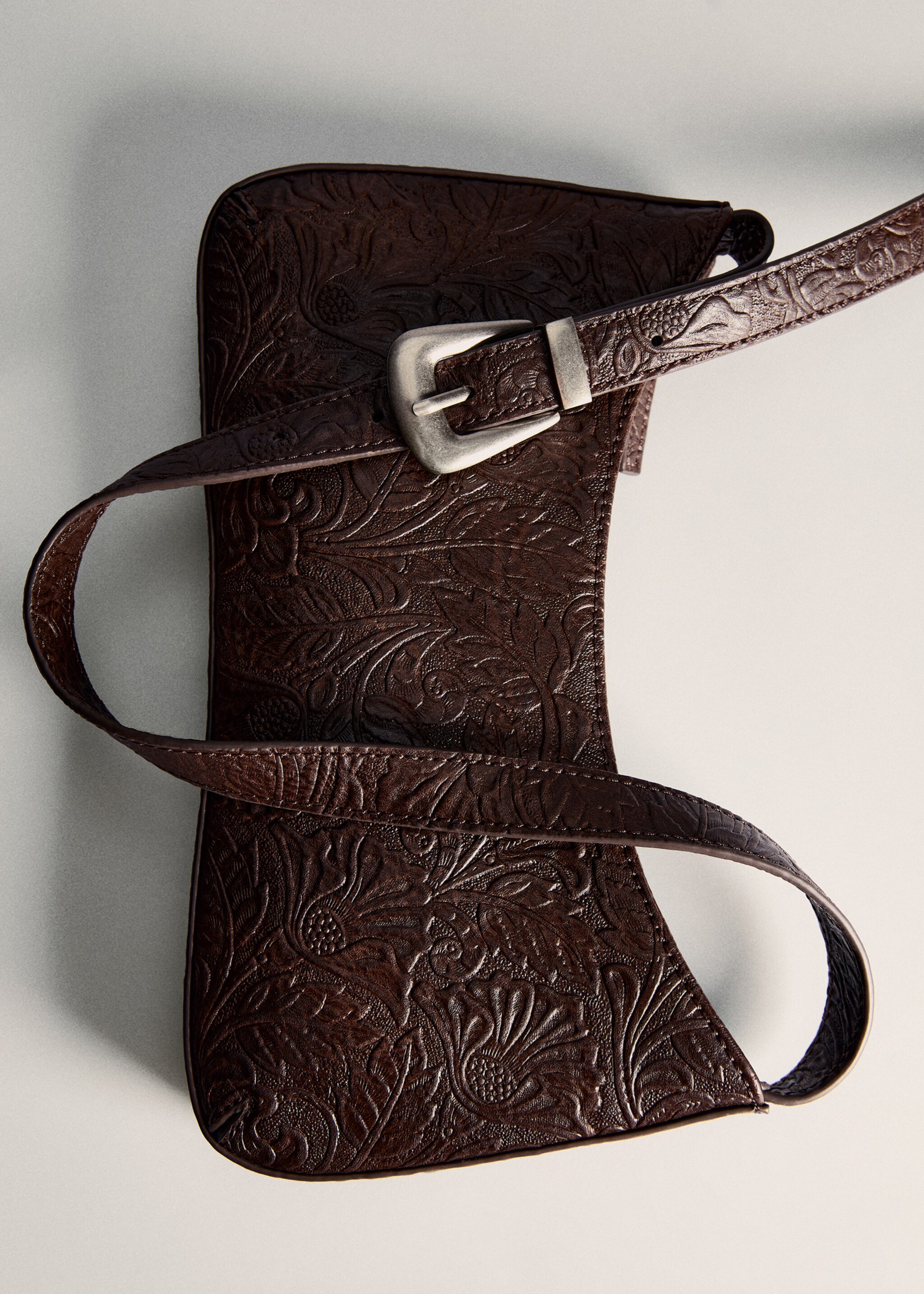 Bolso hombro textura - Detalle del artículo 5, Marrón. Ref: 77005665-00.