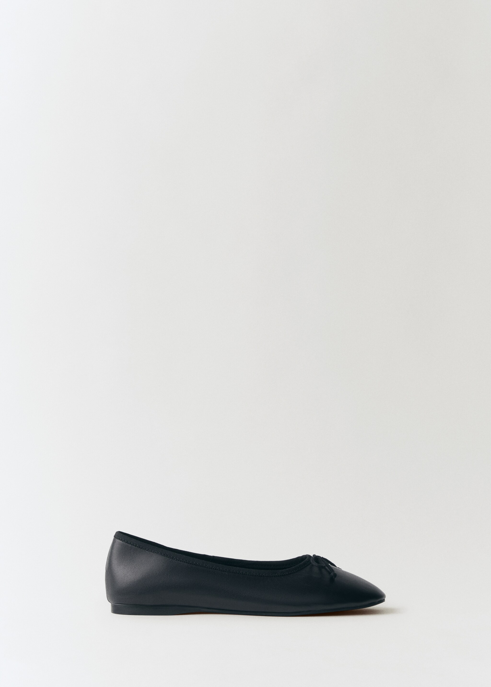 Balerini de piele cu fundă - Articol fără model, Negru. Ref: 77005667-00.