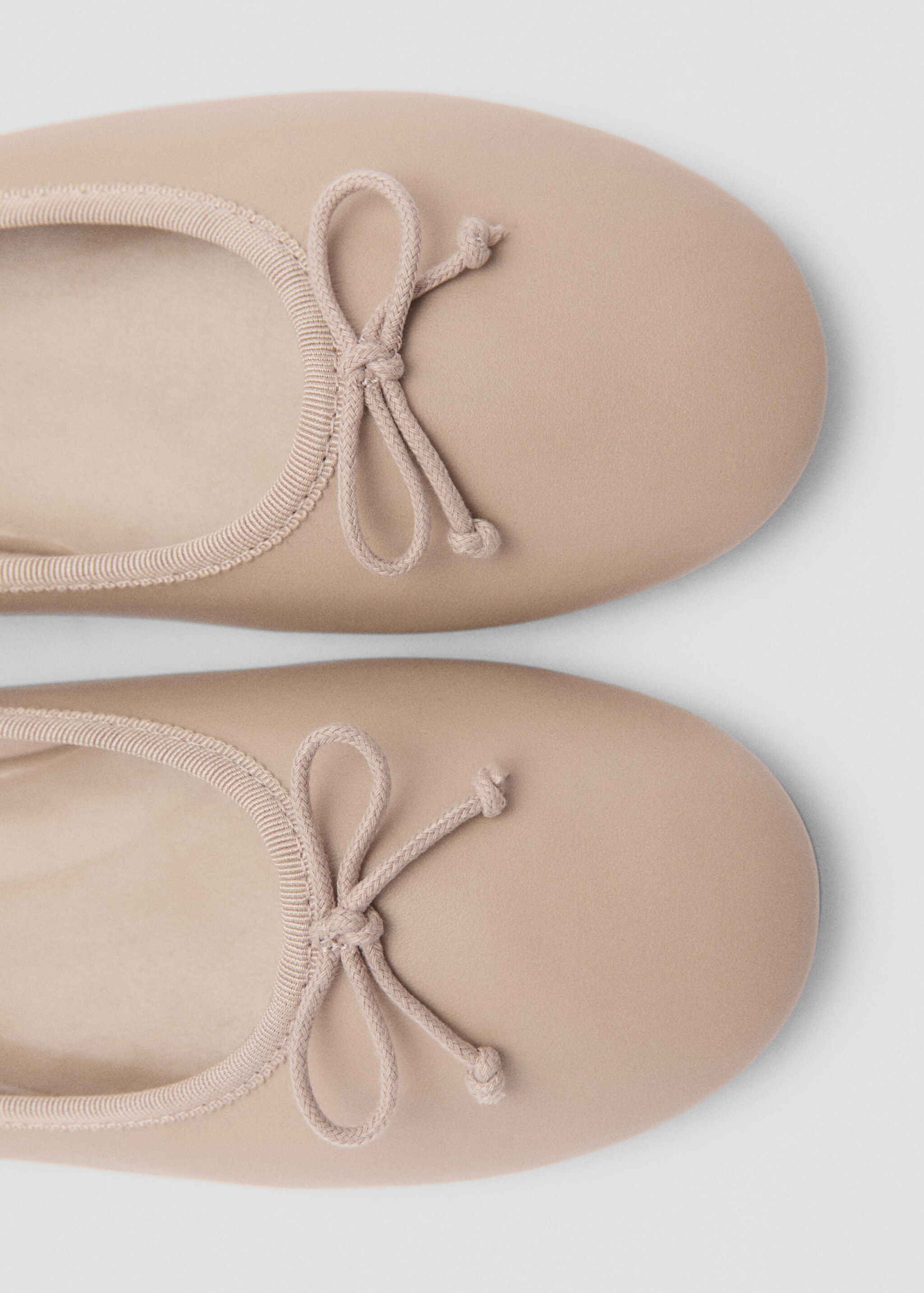 Leren ballerina's met strik - Detail van het artikel 2, Licht/Pastelbruin. Ref: 77005667-00.