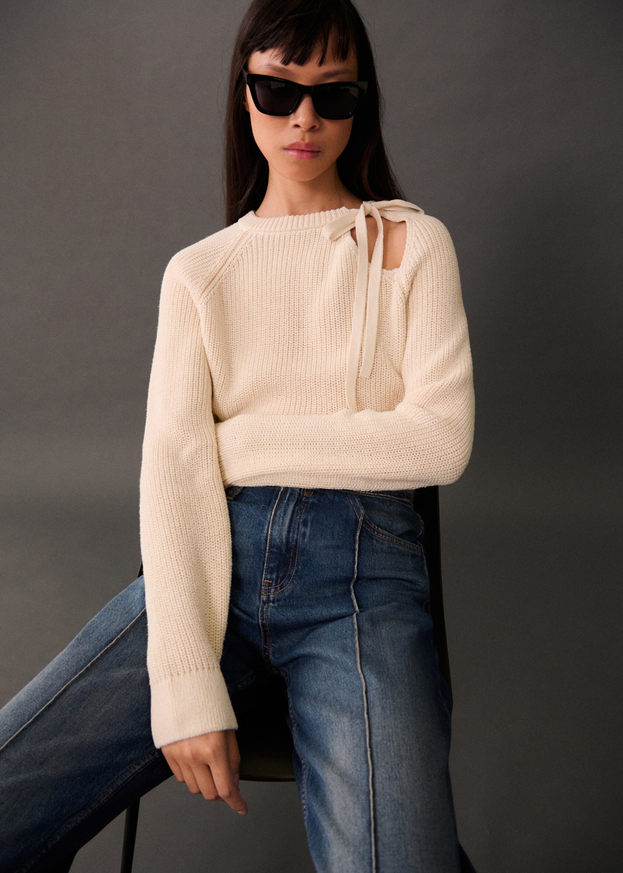 Cut-out knitted sweater - Medium plane, Ecru. Ref: 77005670-00.