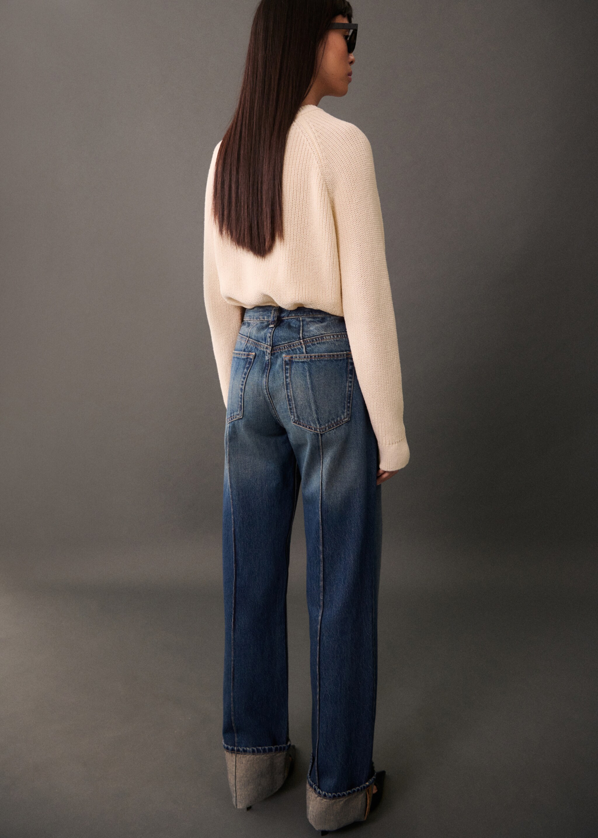 Cut-out knitted sweater - Reverse of the article, Ecru. Ref: 77005670-00.