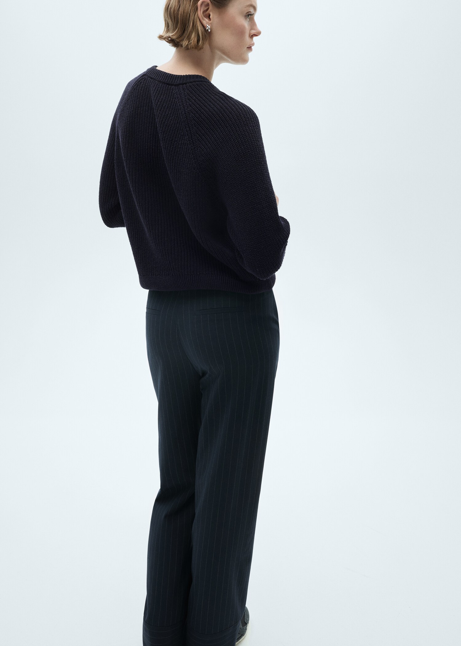 Cut-out knitted sweater - Reverse of the article