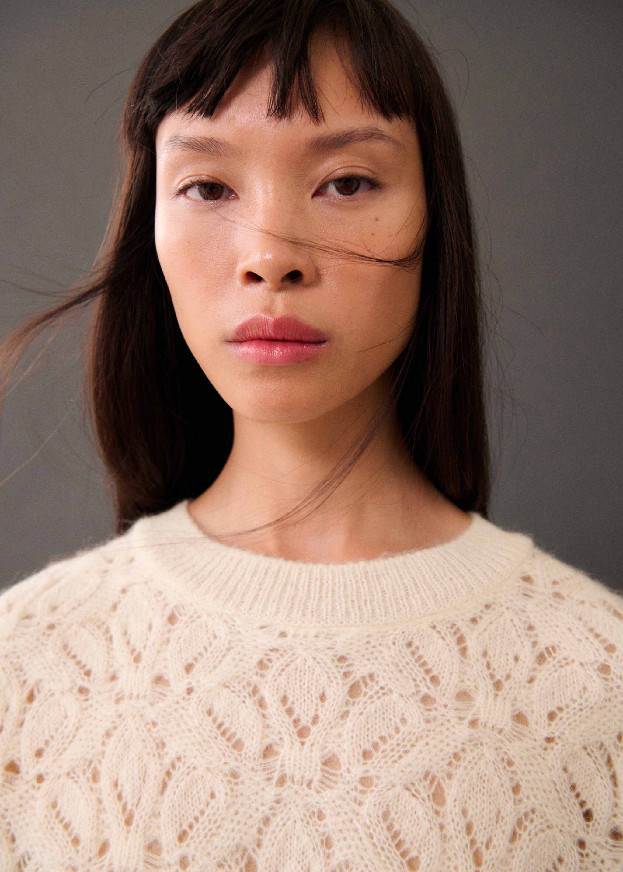 Knitted sweater with openwork details - Details of the article 1, Ecru. Ref: 77005673-00.