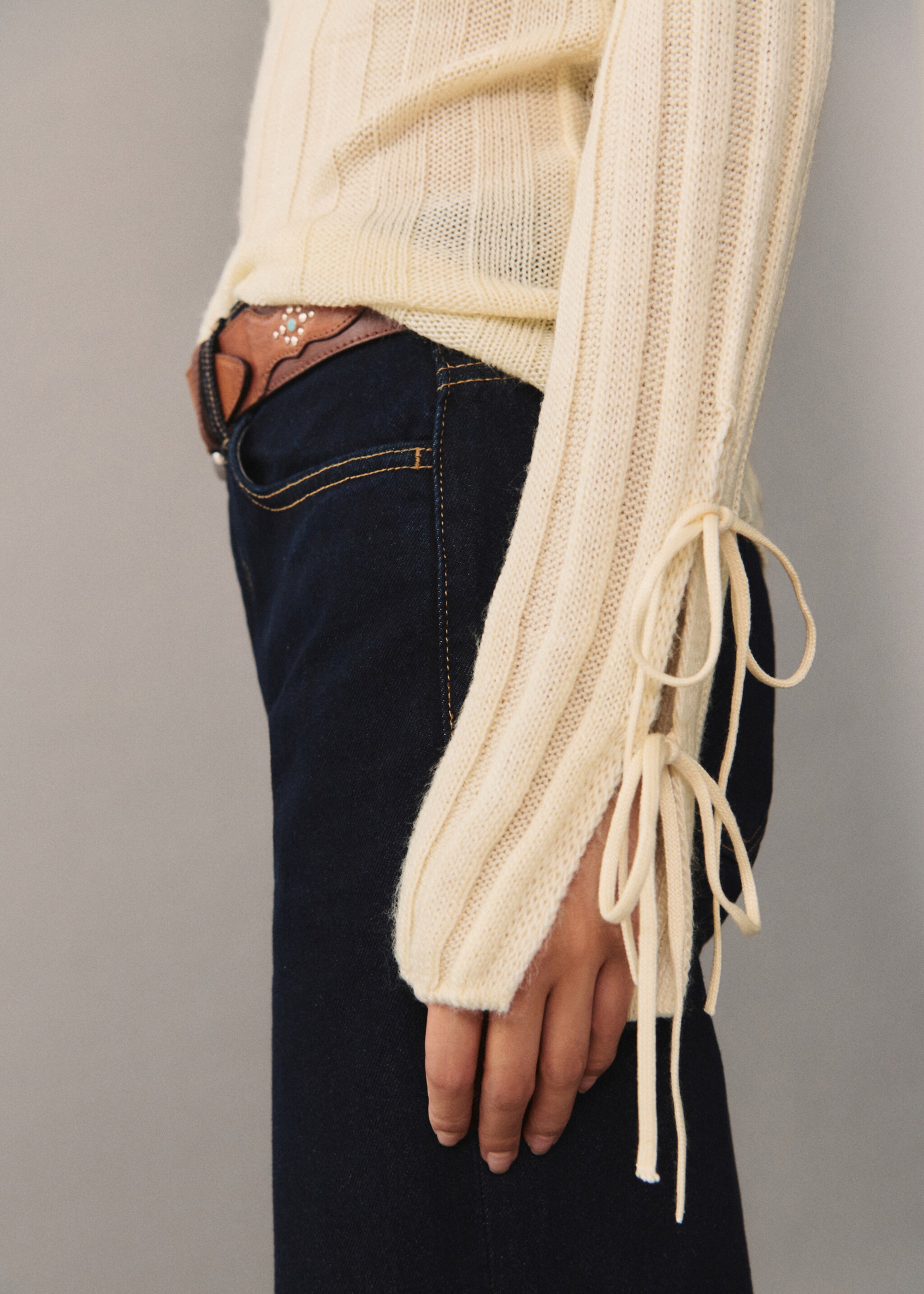 Pullover coste fiocchi - Dettaglio dell'articolo 6, Grezzo. Ref: 77005678-00.