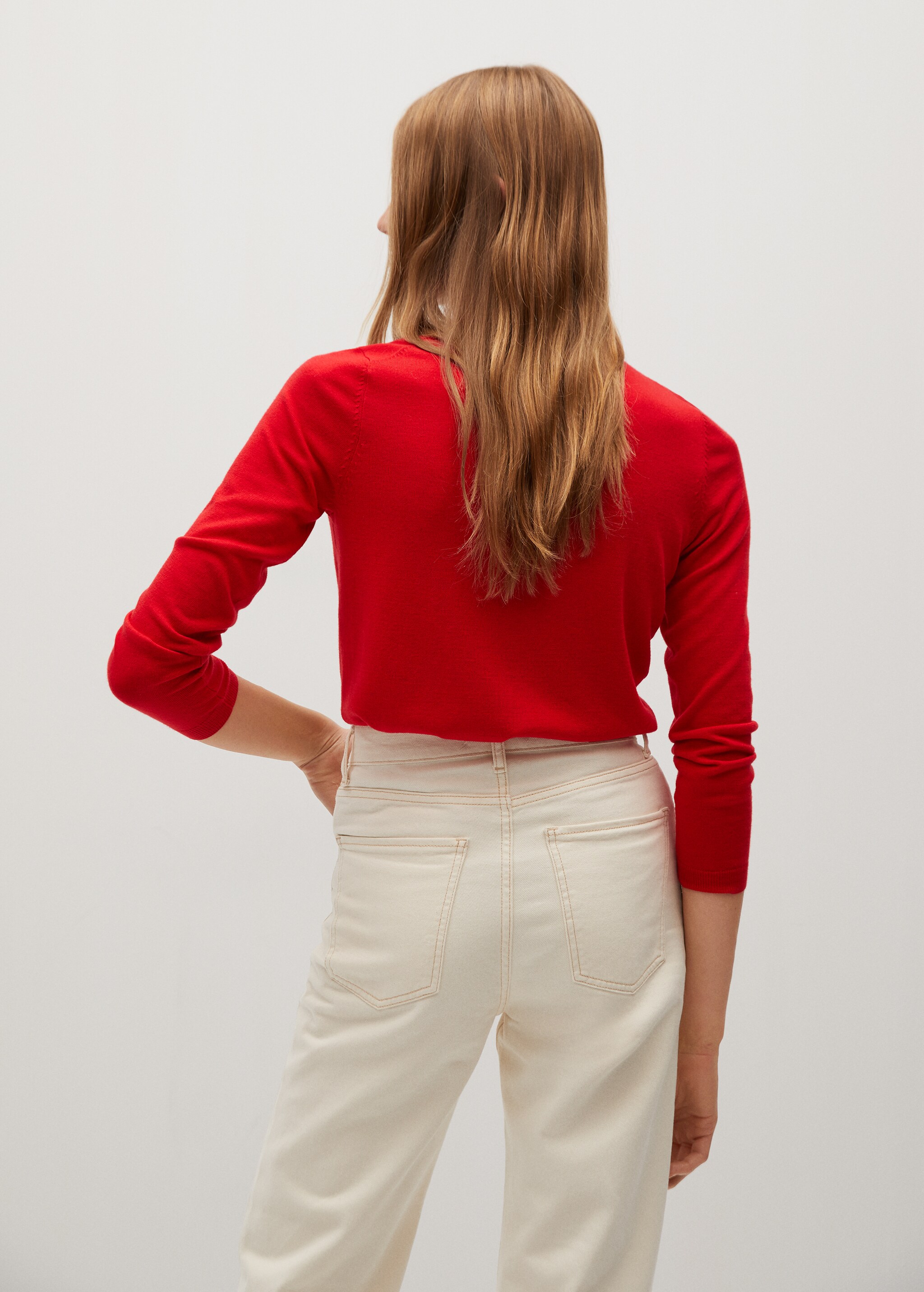 Turtleneck sweater - Reverse of the article