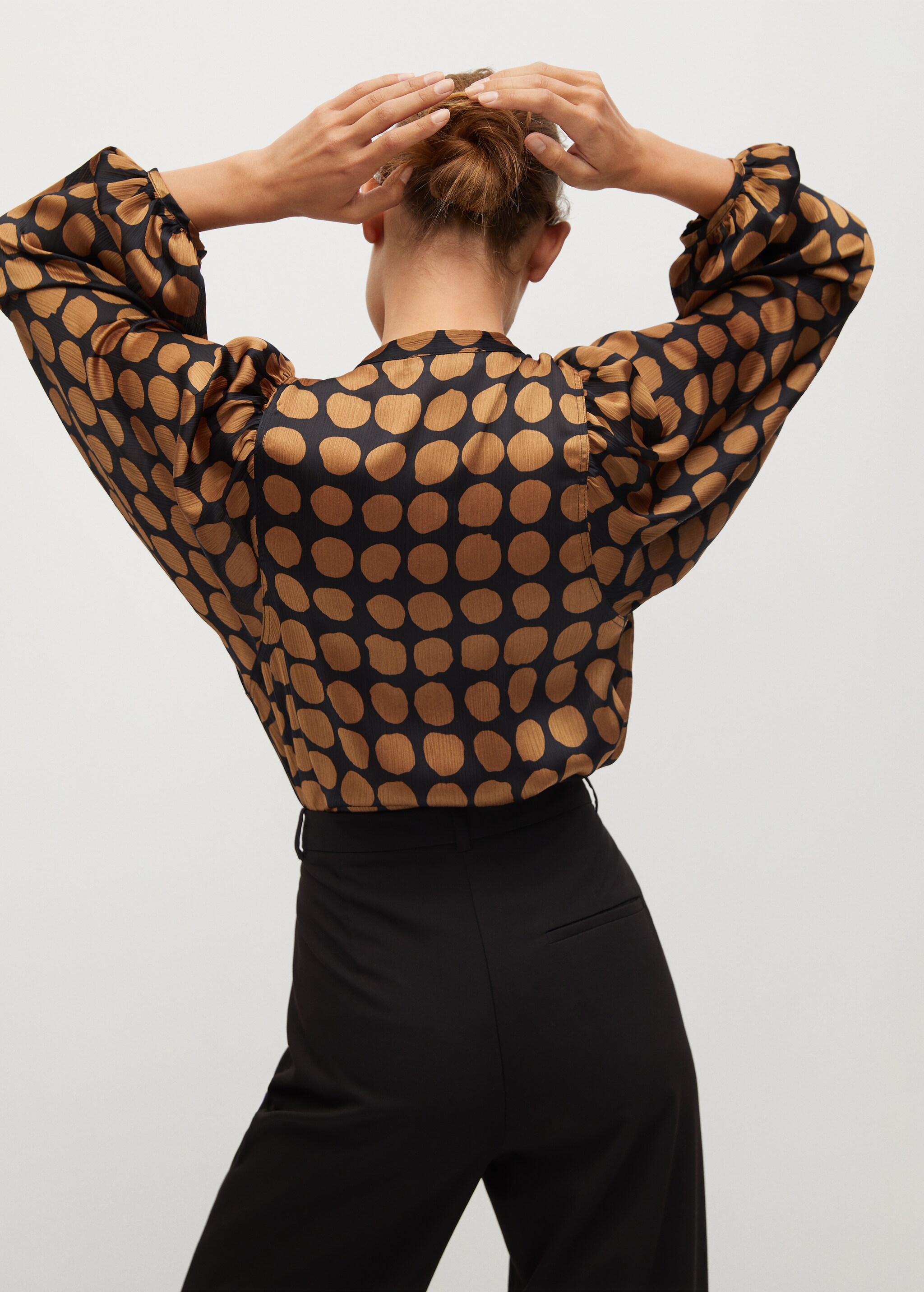 Blusa estampado geométrico - Reverso del artículo