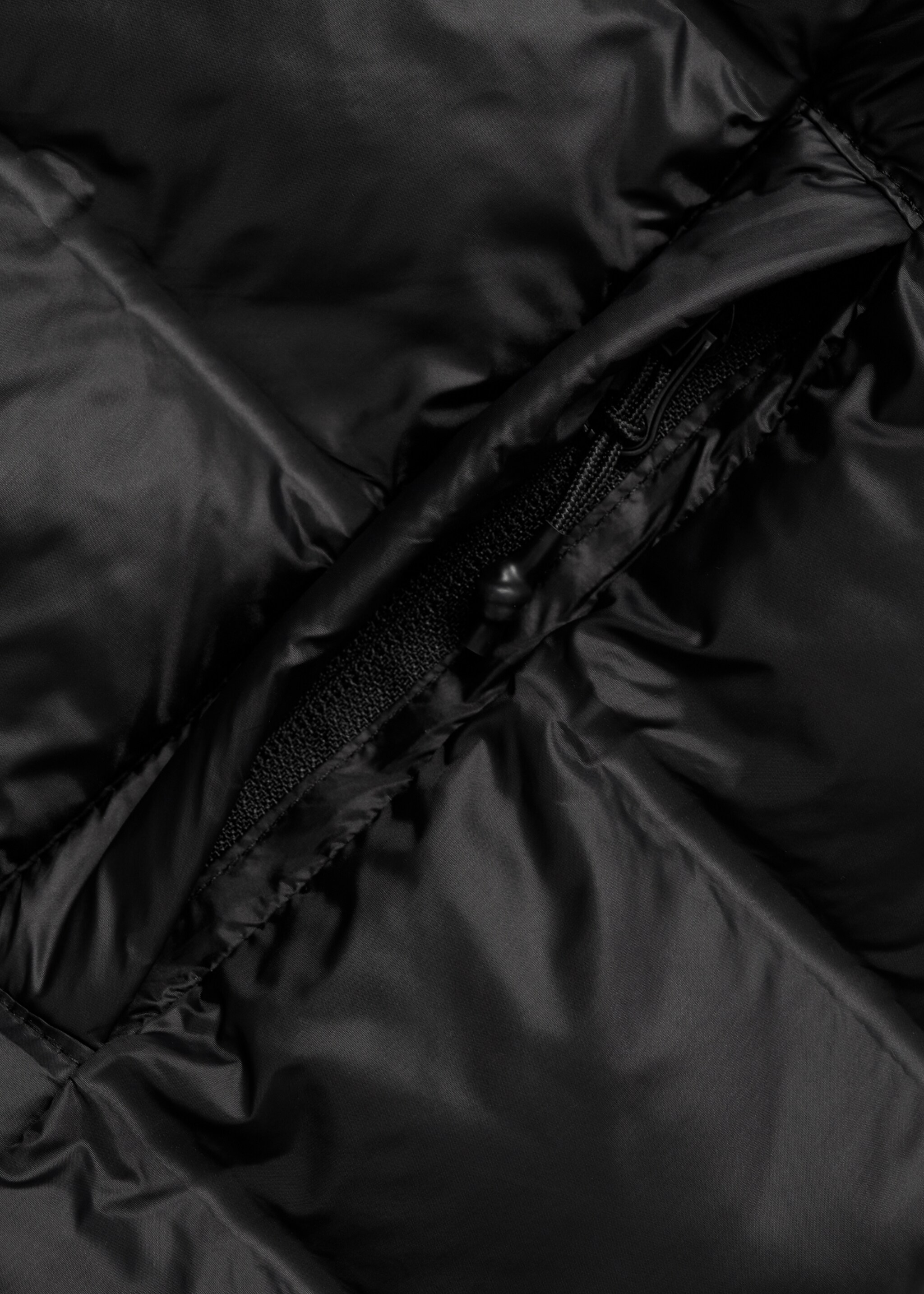 Side-zip quilted coat - Details of the article 0, Black. Ref: 77005972-00.