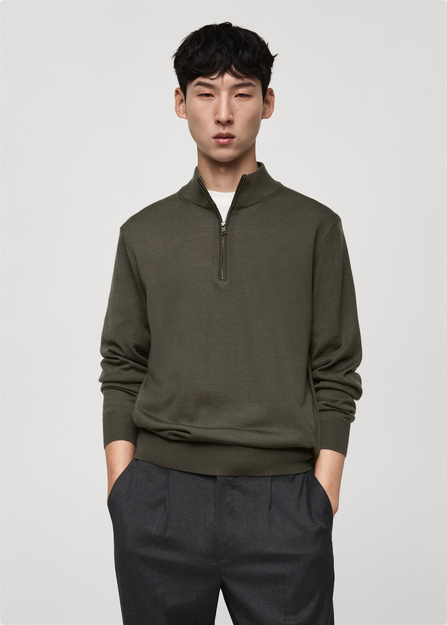 Pull-over 100 % laine mérinos col zippé - Plan moyen