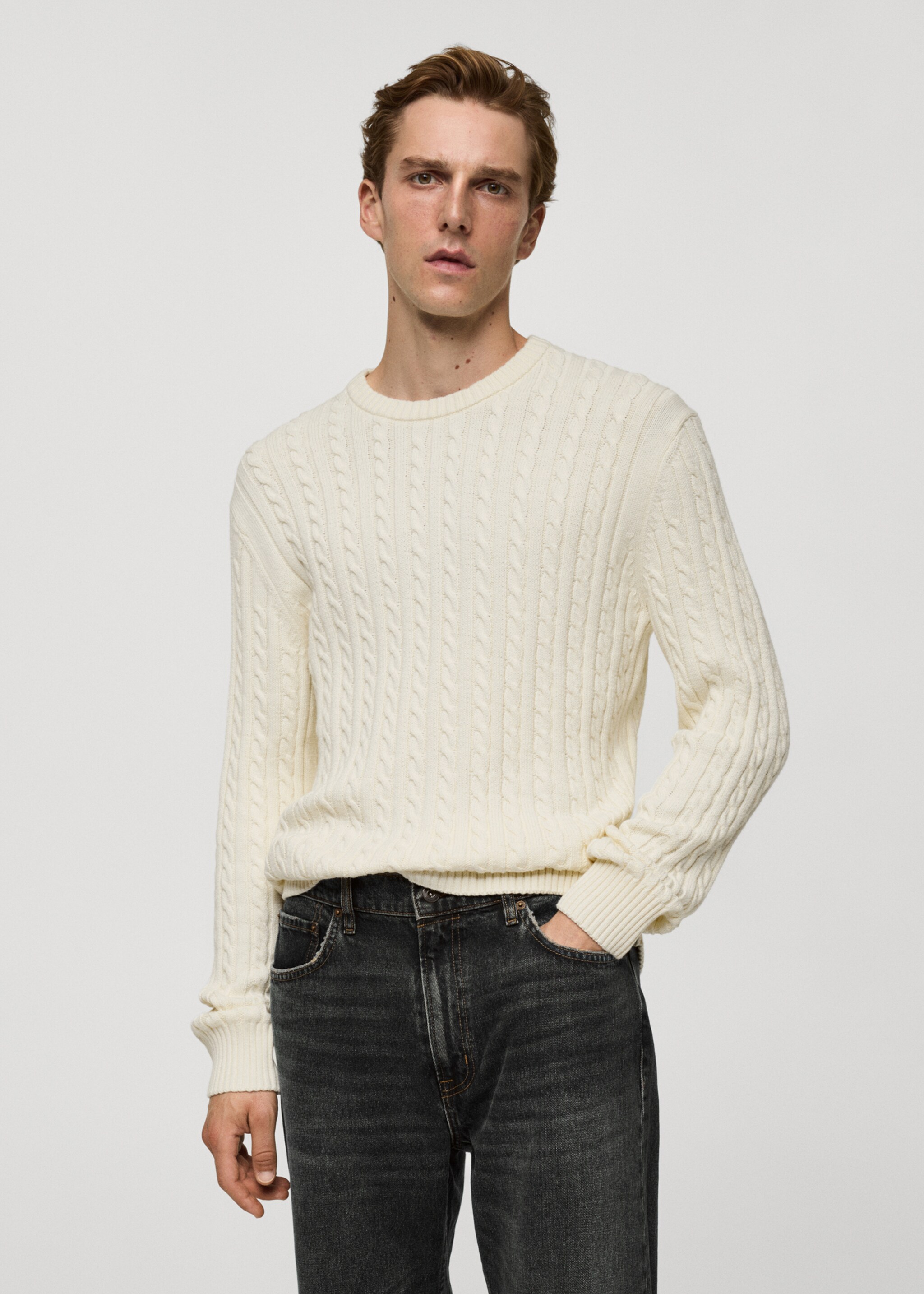 Cable-knit cotton-blend sweater - Medium plane, Off White. Ref: 77005980-00.