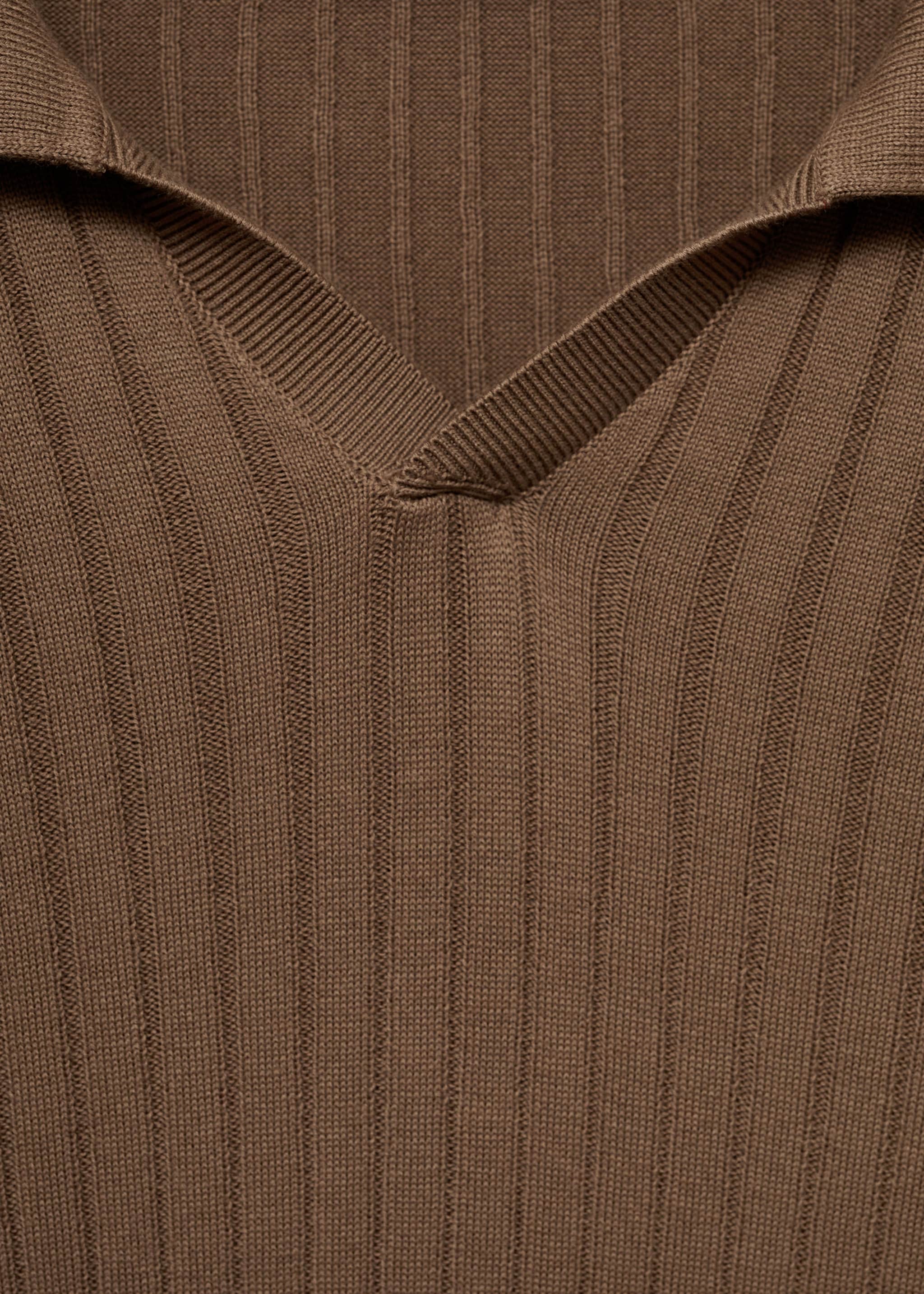 Sweter polo z cienkiej prążkowanej dzianiny - Szczegóły artykułu 8, Norkowy szary. Ref: 77005983-00.