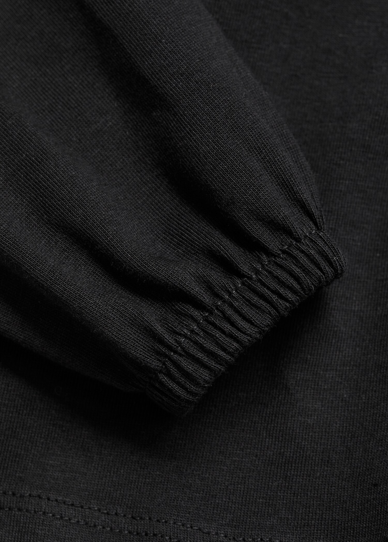 Embroidered heart T-shirt - Details of the article 0
