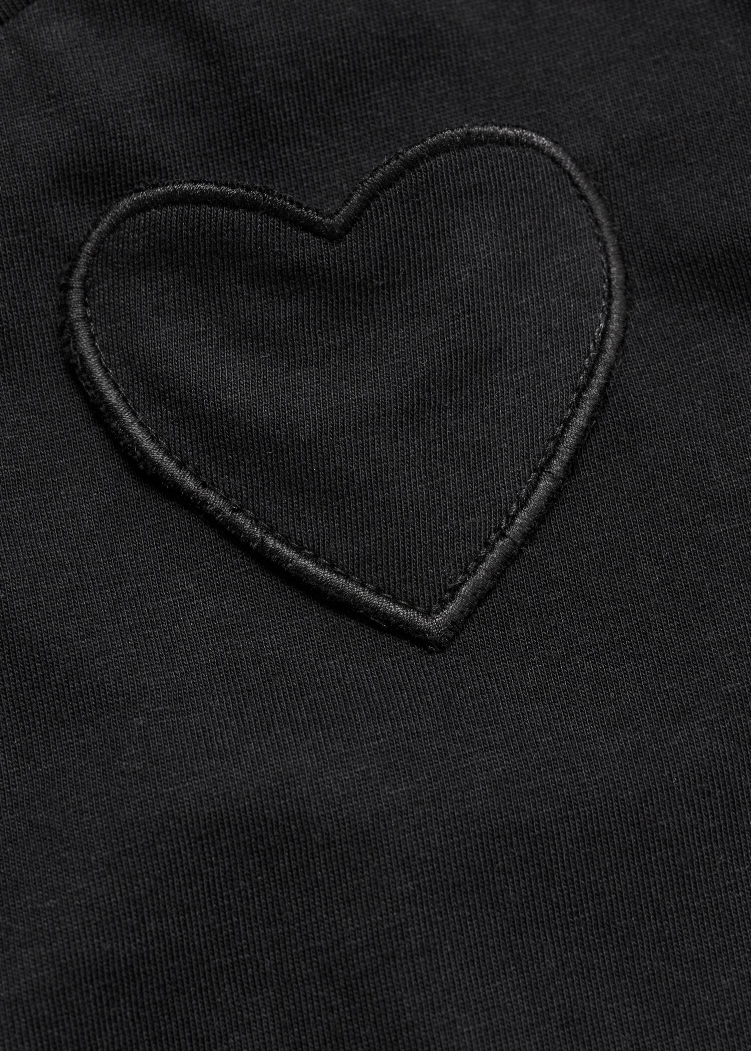 Embroidered heart T-shirt - Details of the article 8