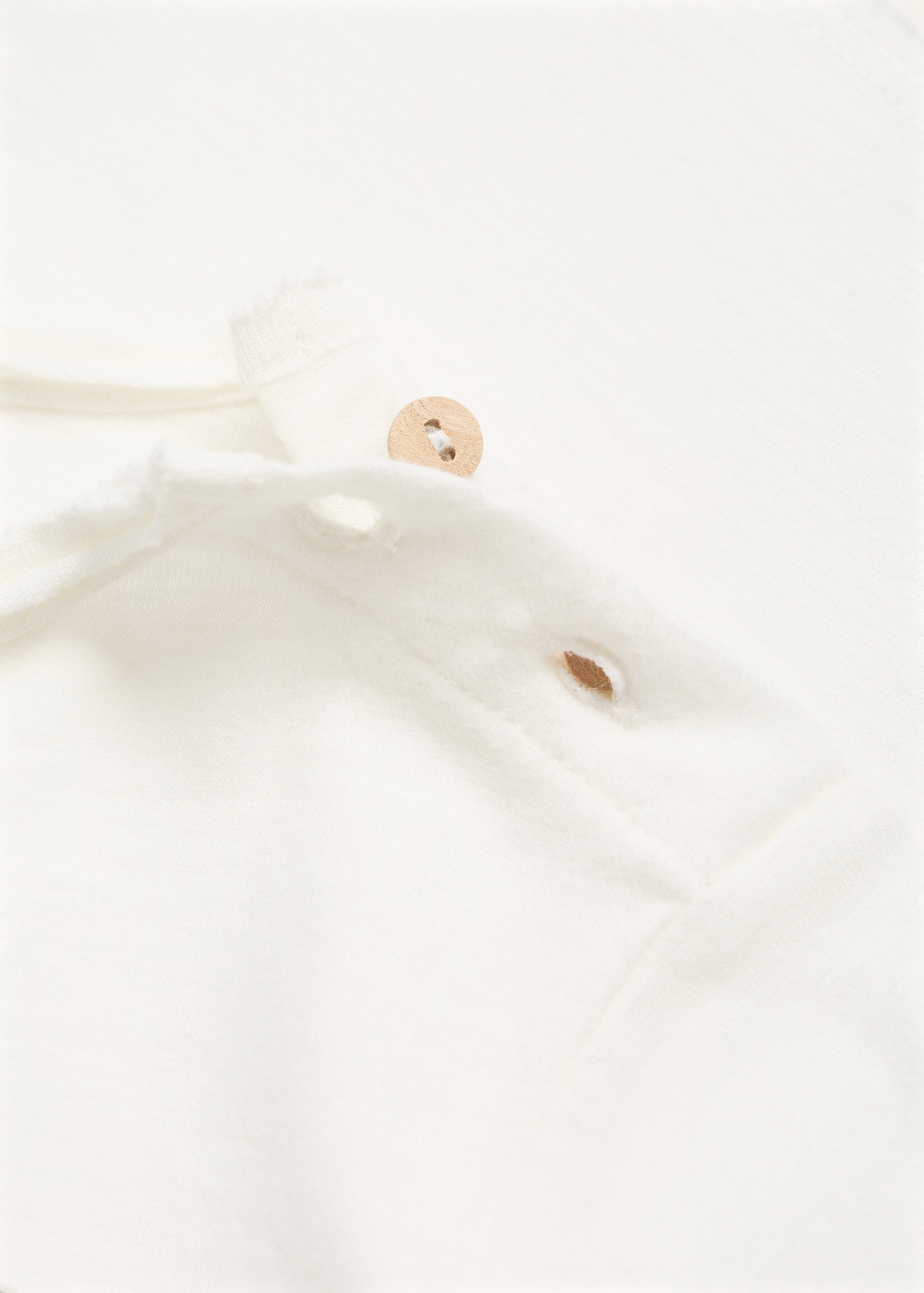 T-shirt with embroidered detail - Details of the article 0, Off White. Ref: 77006352-00.