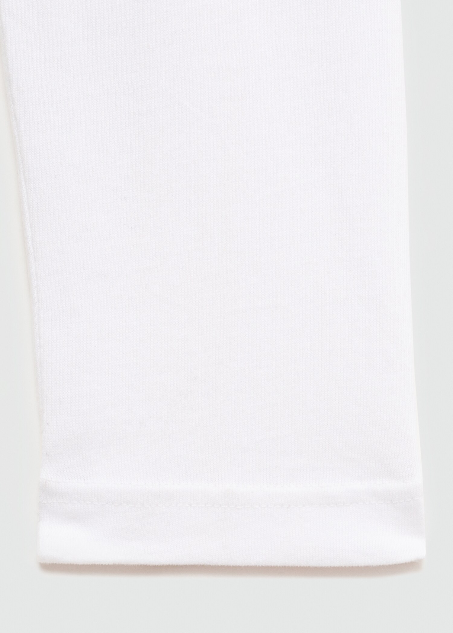 Long-sleeve t-shirt with cut-out - Details of the article 0