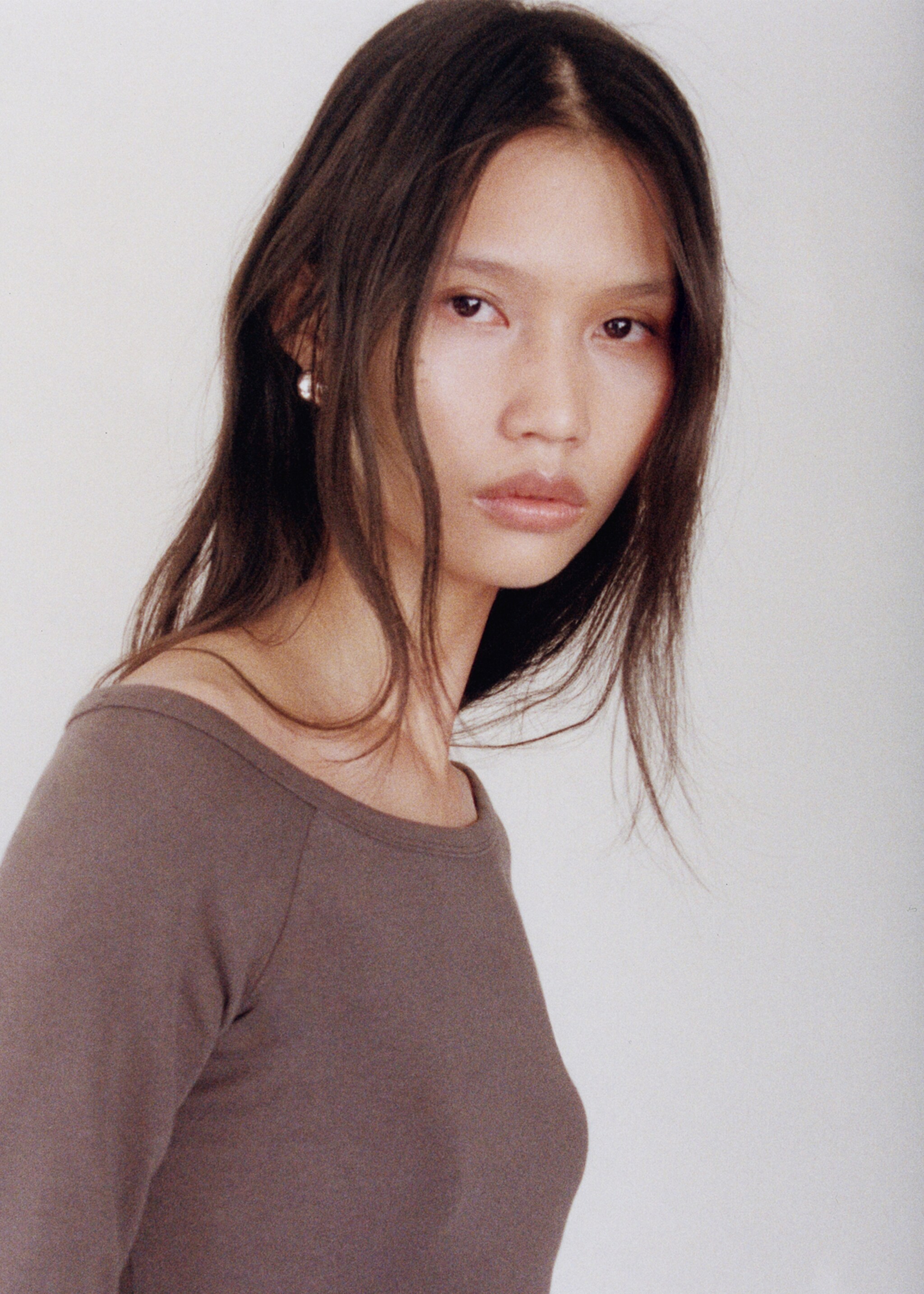 Cotton boat neck t-shirt - Details of the article 6, Grey. Ref: 77006358-00.