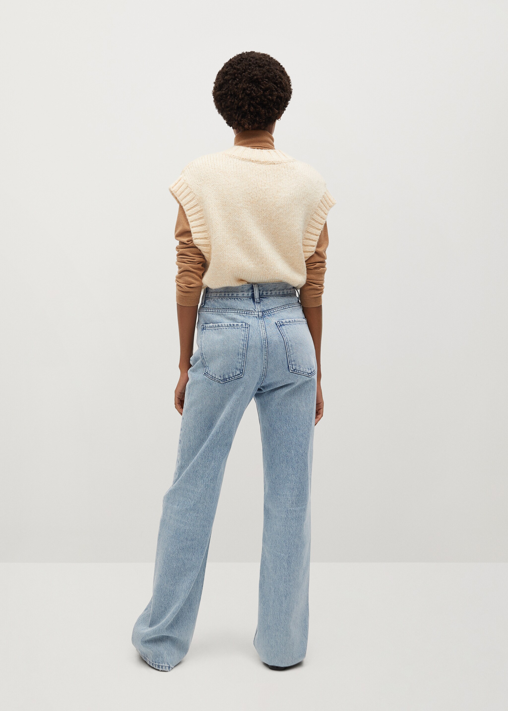 High waist straight jeans - Reverse of the article