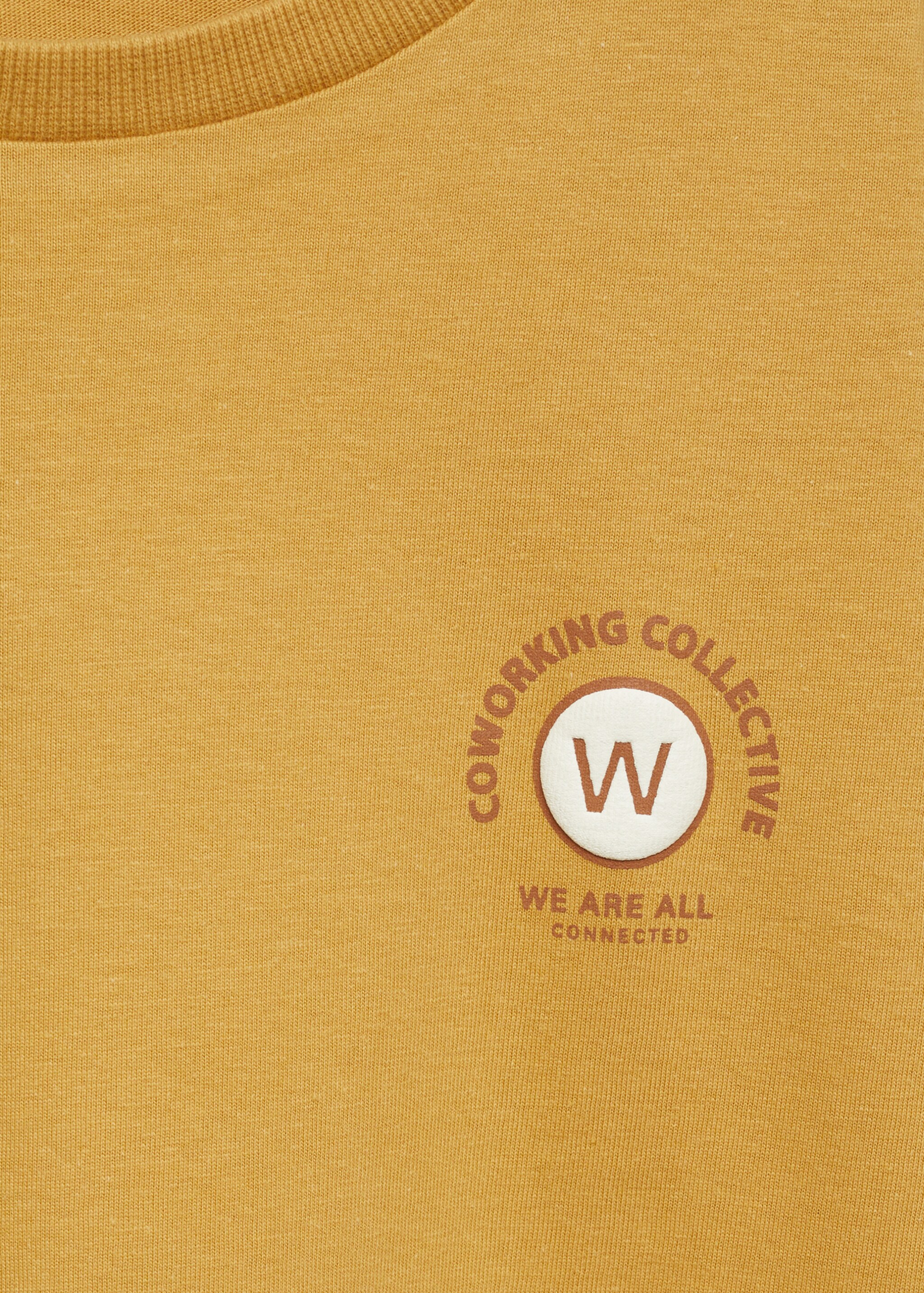 Camiseta manga larga estampado relieve - Detalle del artículo 8, Ocre. Ref: 77006728-00.