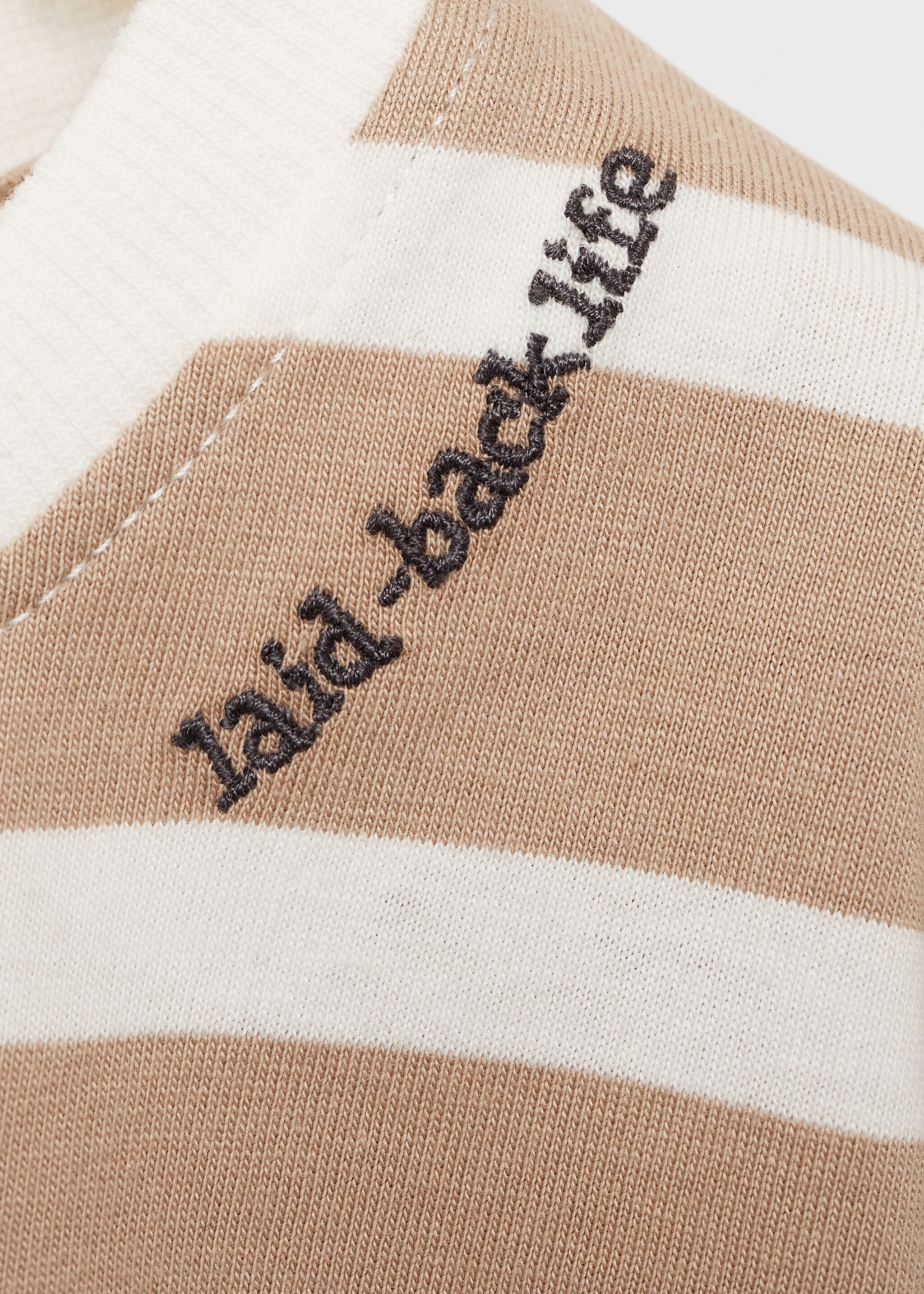 Striped t-shirt with embroidered detail - Details of the article 8, Sand. Ref: 77006735-00.