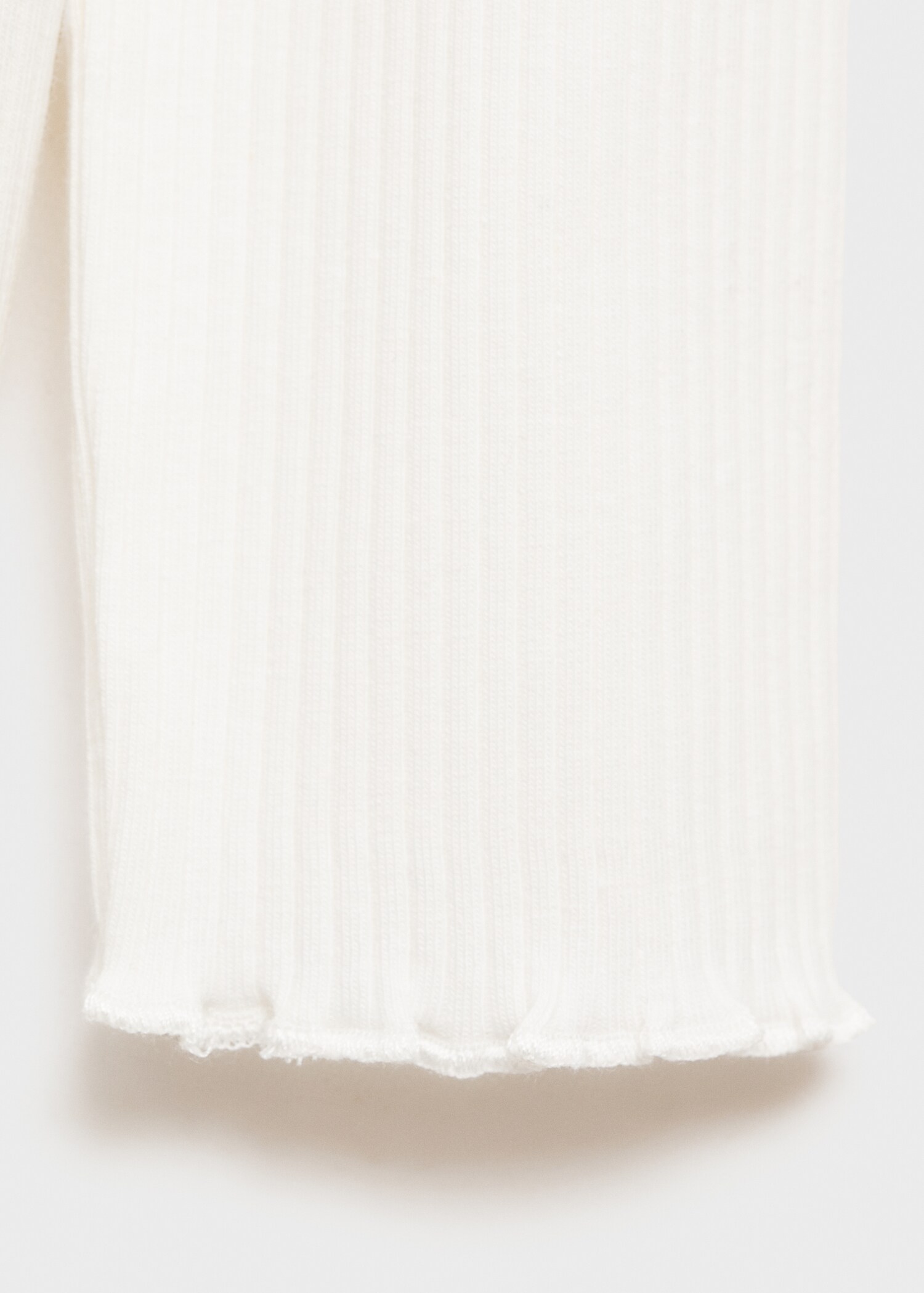 Embroidered flowers T-shirt - Details of the article 8