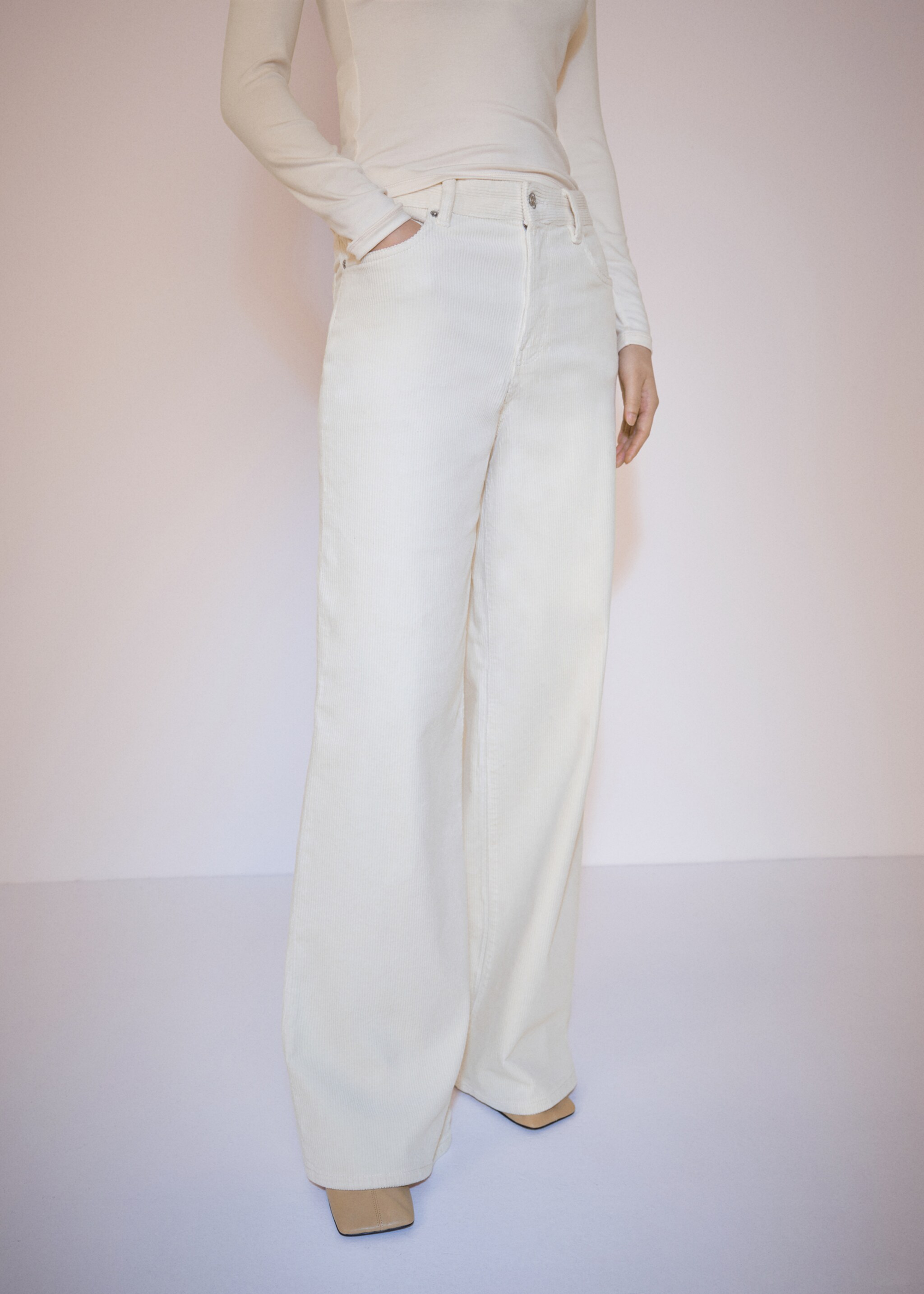 Wide leg corduroy jeans - Medium plane, Ecru. Ref: 77007123-00.
